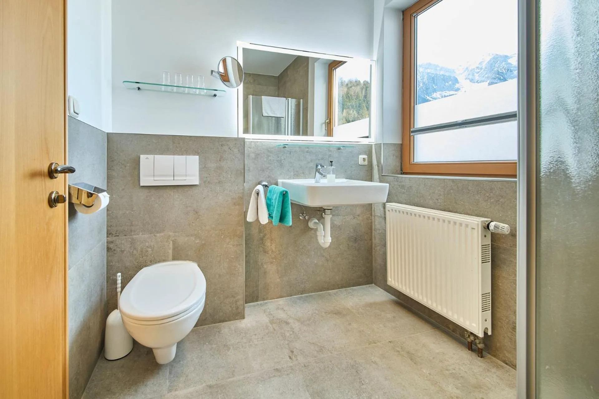 Shower in Hotel Garni Tirol