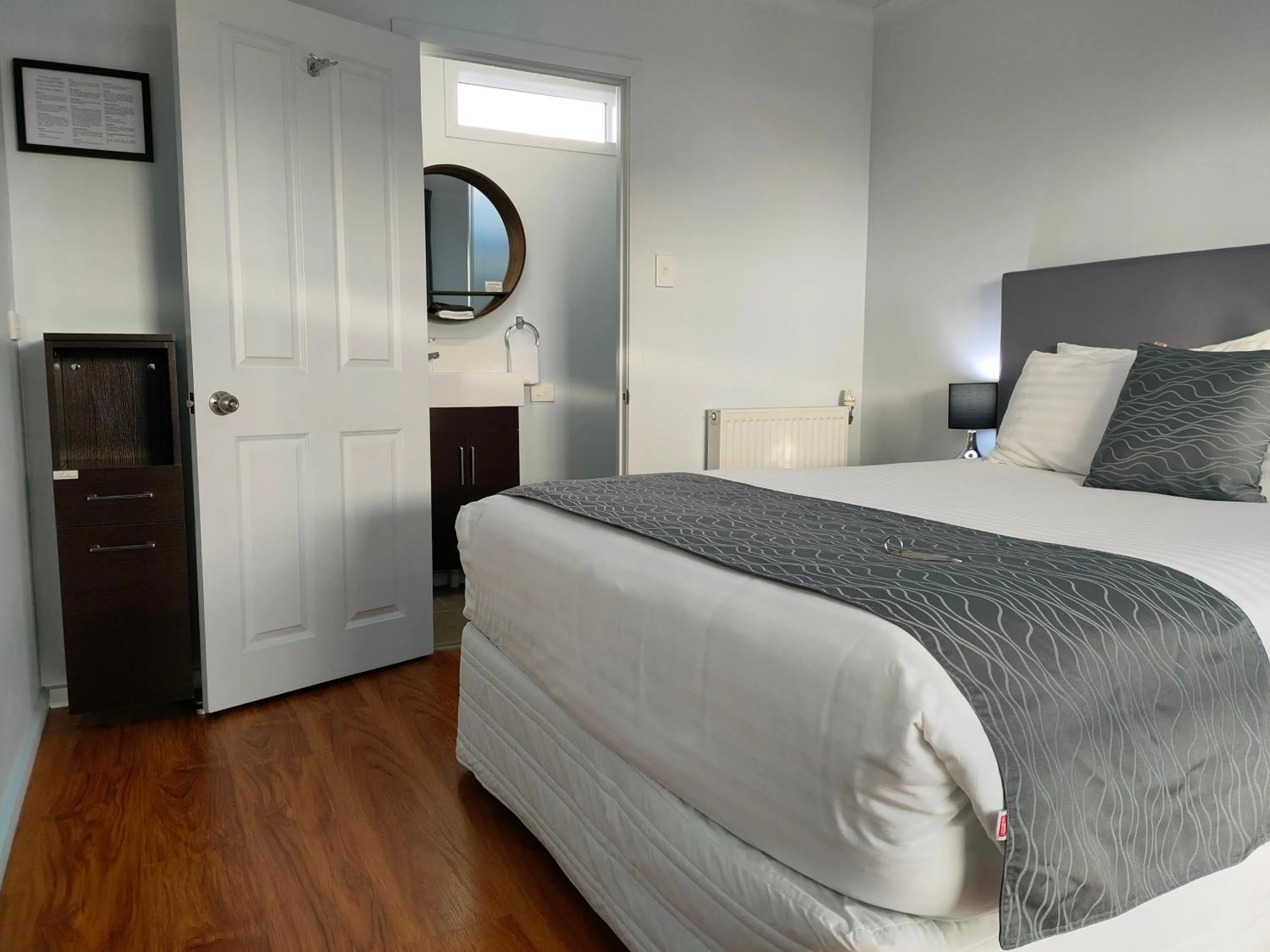 Bed in Tongariro Boutique B&B