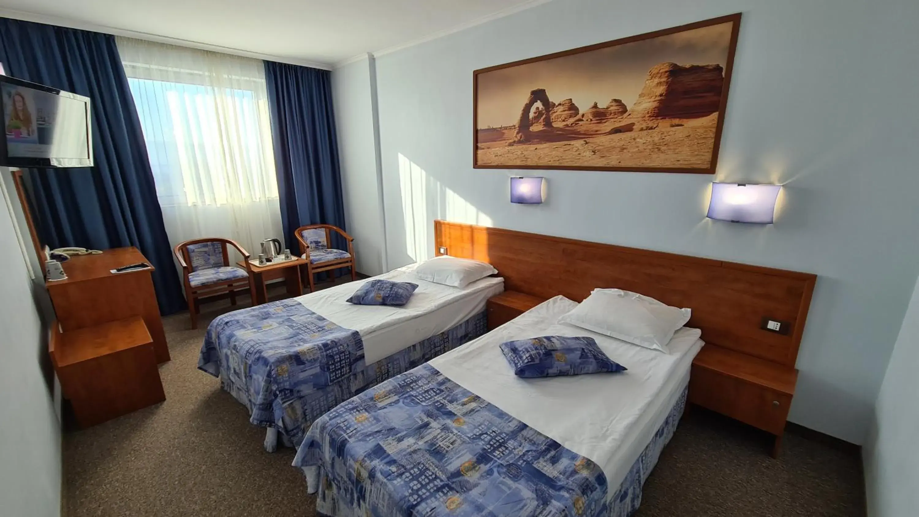 Property building, Bed in Aqua Hotel Property building, Bed in Aqua Hotel