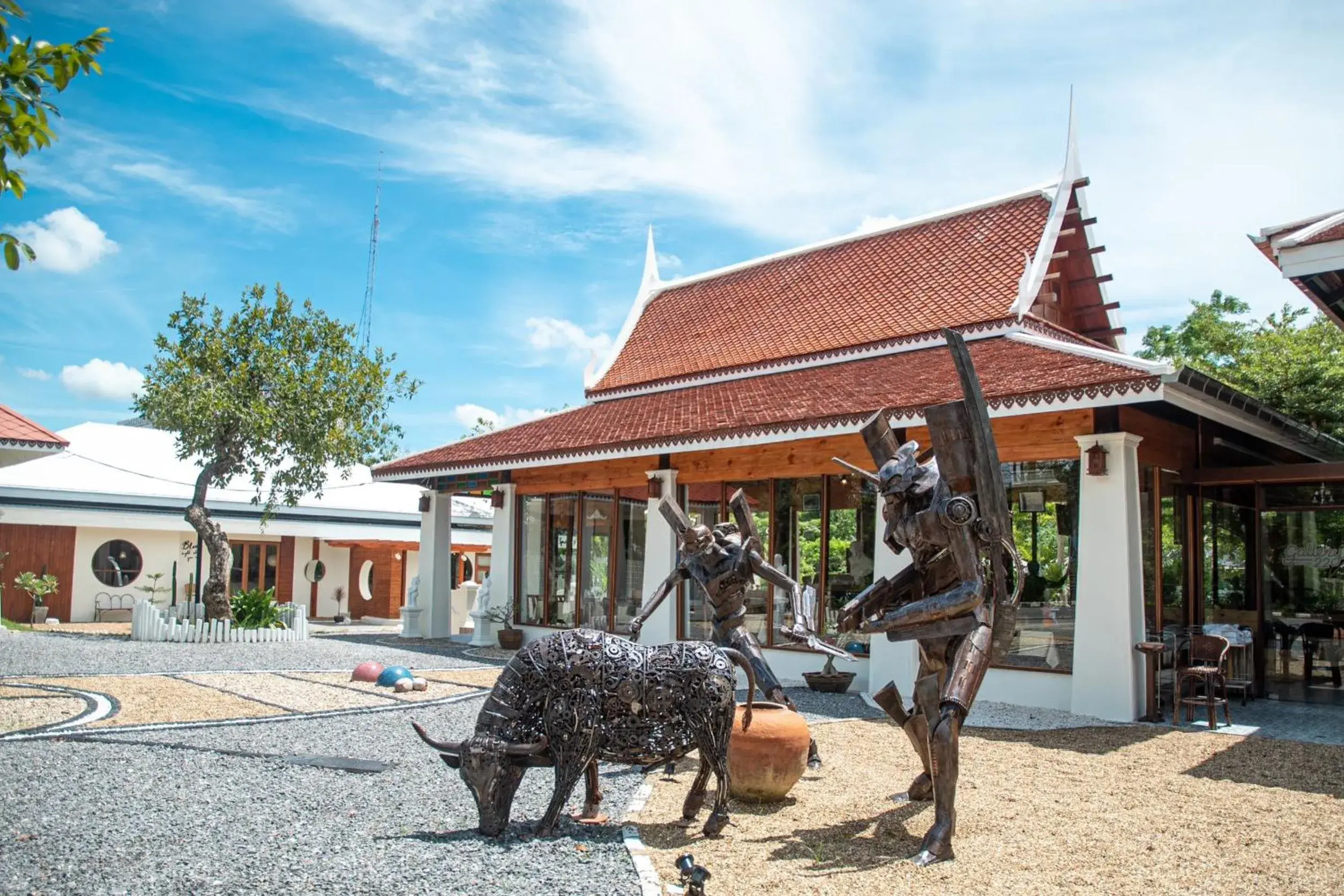 Restaurant/places to eat in Maikaew Damnoen Resort Restaurant/places to eat in Maikaew Damnoen Resort