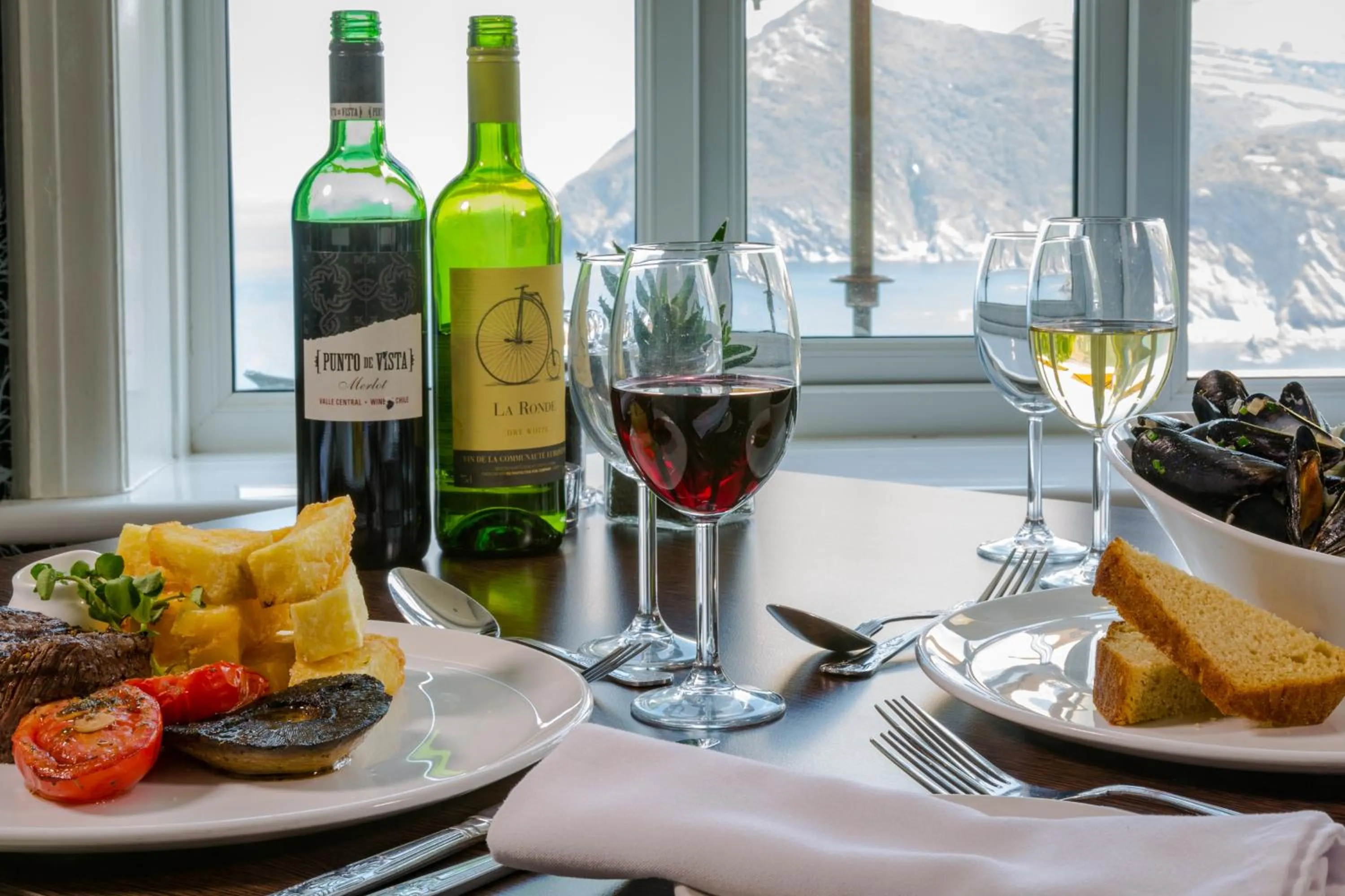 Dinner in Sandy Cove Hotel