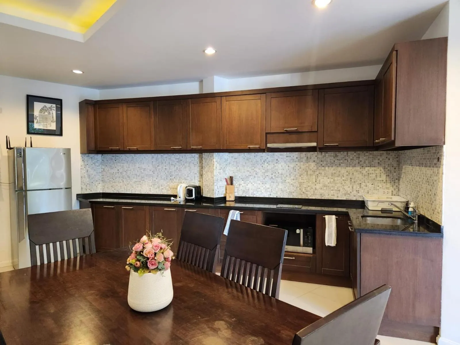 Kitchen or kitchenette in TSE Residence [by Samui Emerald]