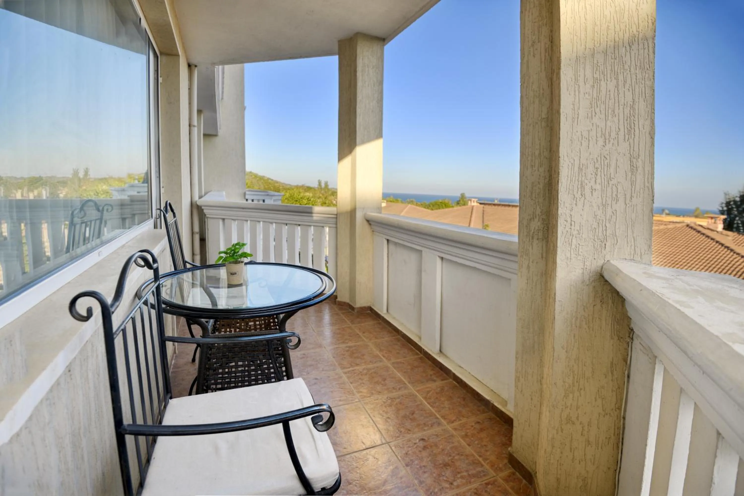 Alekta Hotel - Free Parking