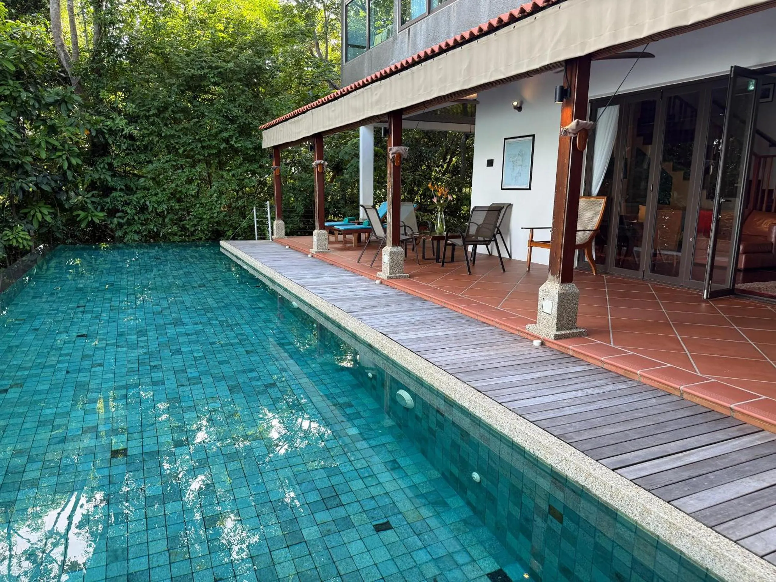 Swimming pool in Ambong Pool Villas - Private Pool