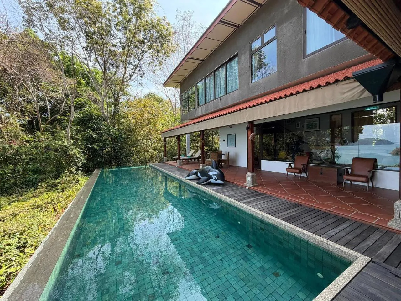 Swimming pool in Ambong Pool Villas - Private Pool