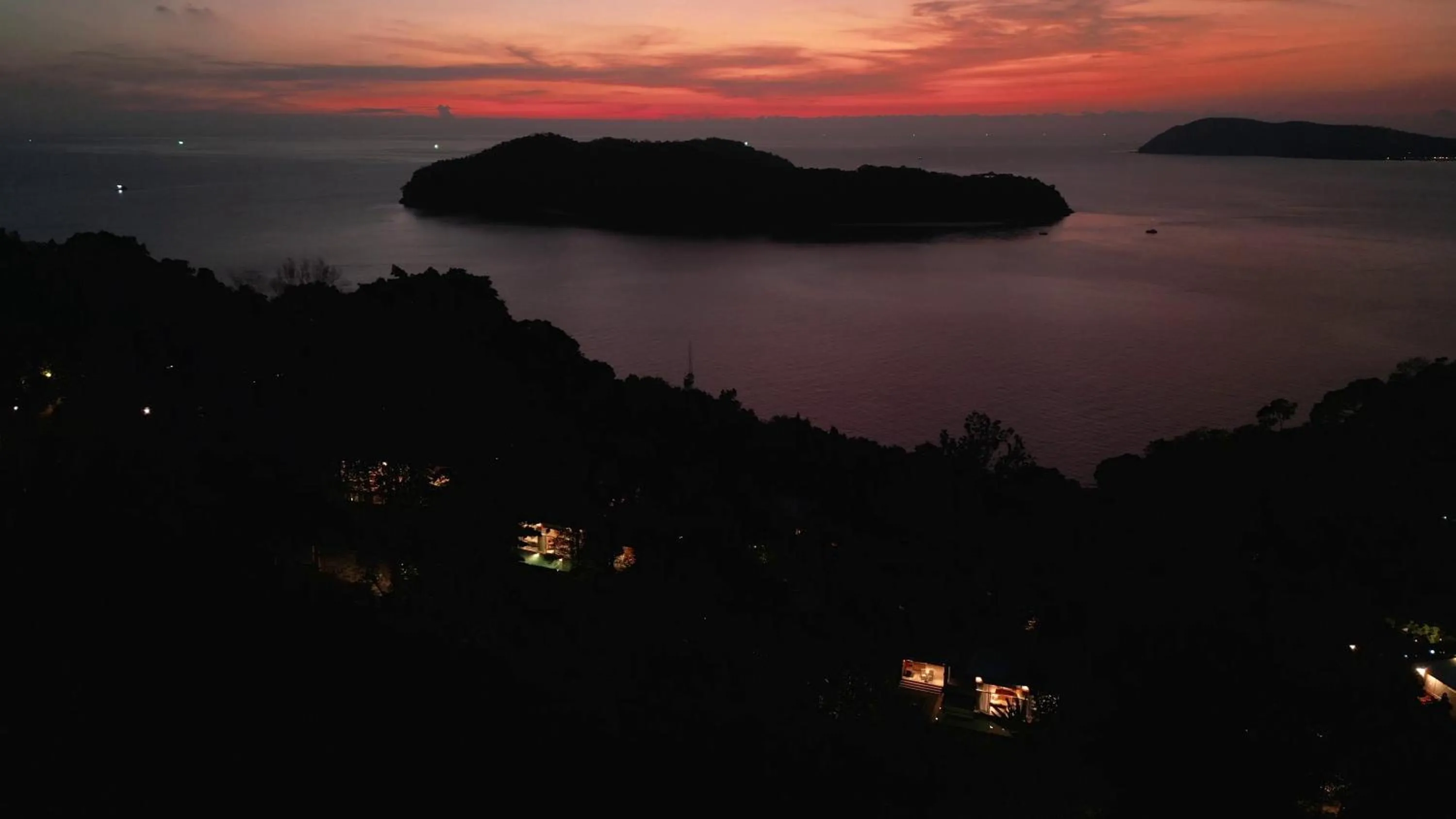 Sea view in Ambong Pool Villas - Private Pool