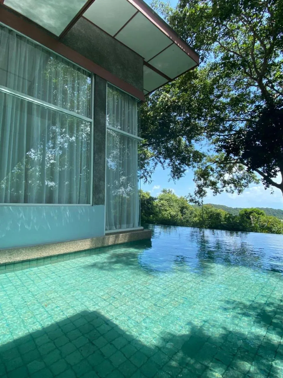 Swimming pool in Ambong Pool Villas - Private Pool
