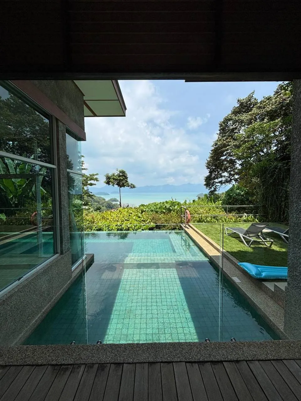 Sea view in Ambong Pool Villas - Private Pool