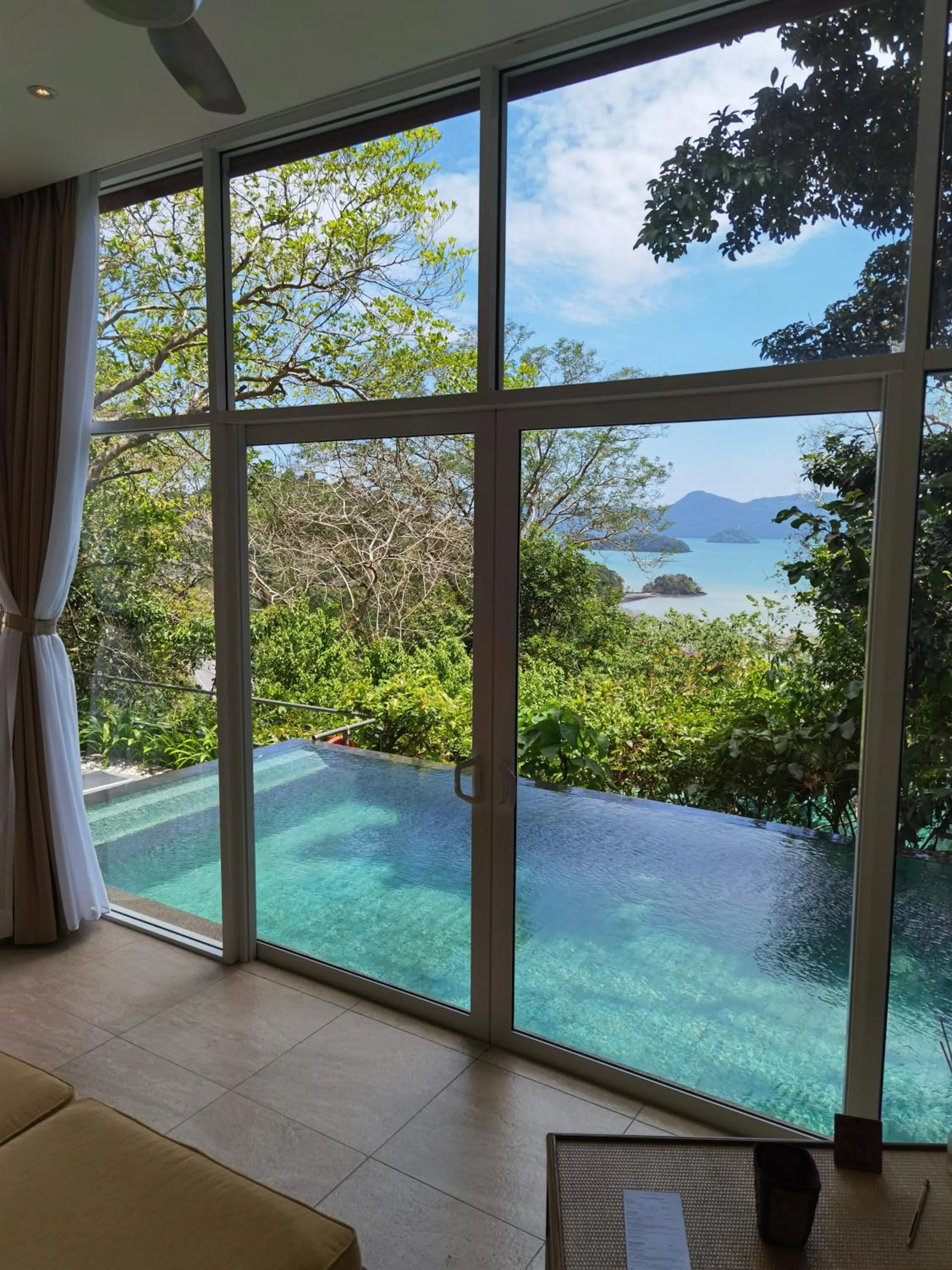 Sea view in Ambong Pool Villas - Private Pool