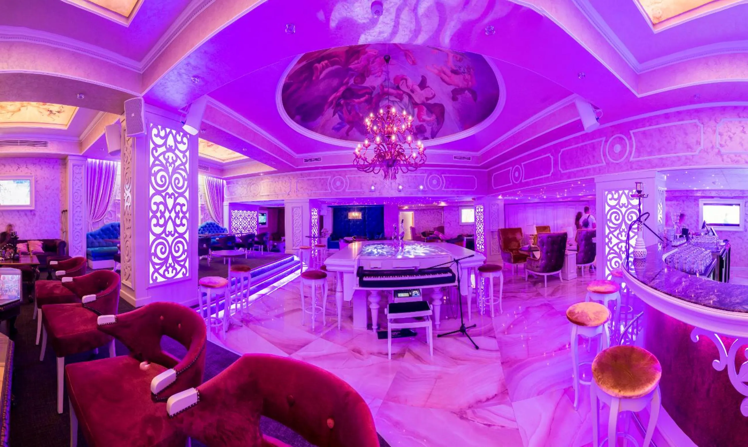 Nightclub / DJ in Spa Hotel Rich