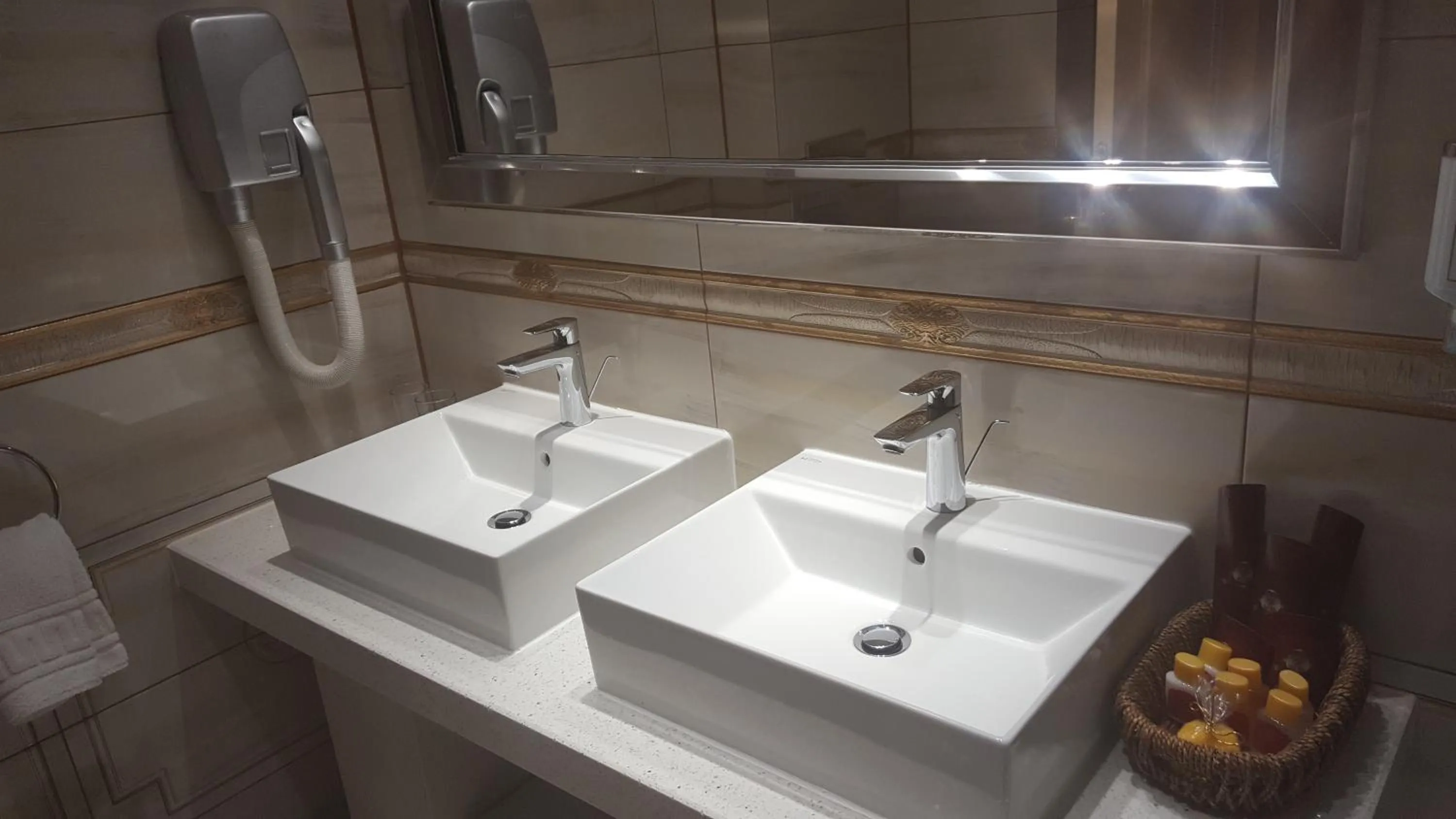 Toilet in Spa Hotel Rich