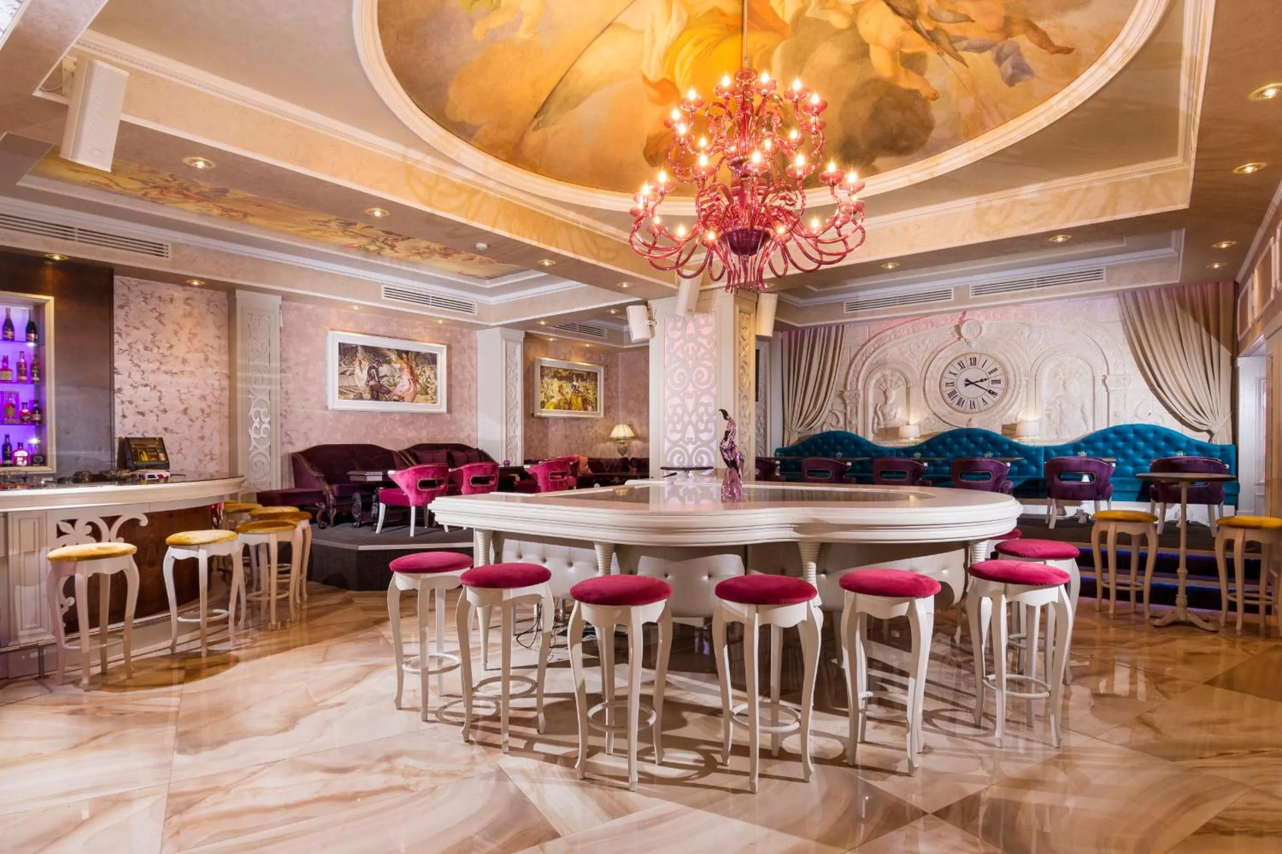 Restaurant/places to eat in Spa Hotel Rich