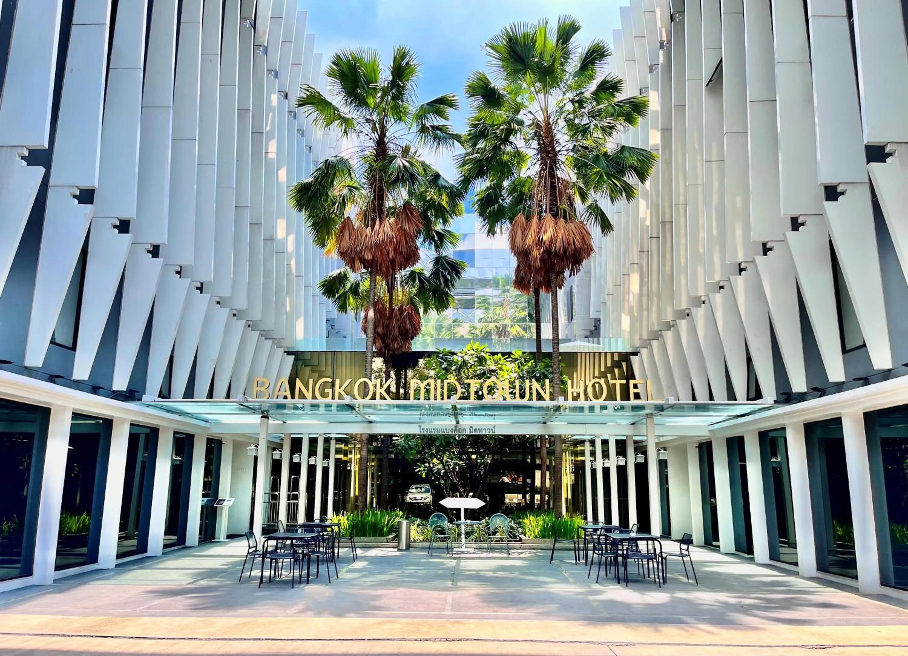 Property building in Bangkok Midtown Hotel