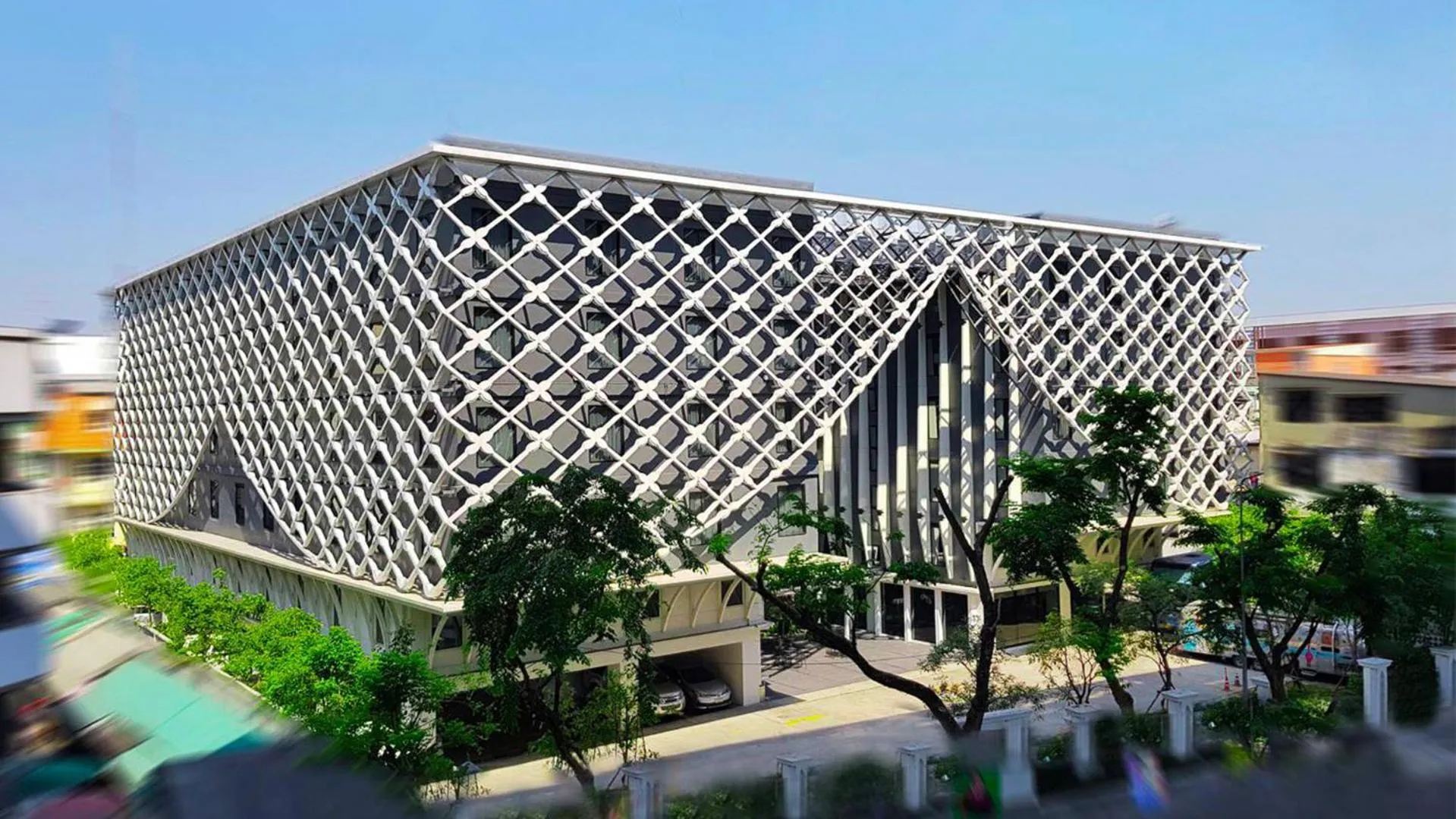 Facade/entrance in Bangkok Midtown Hotel