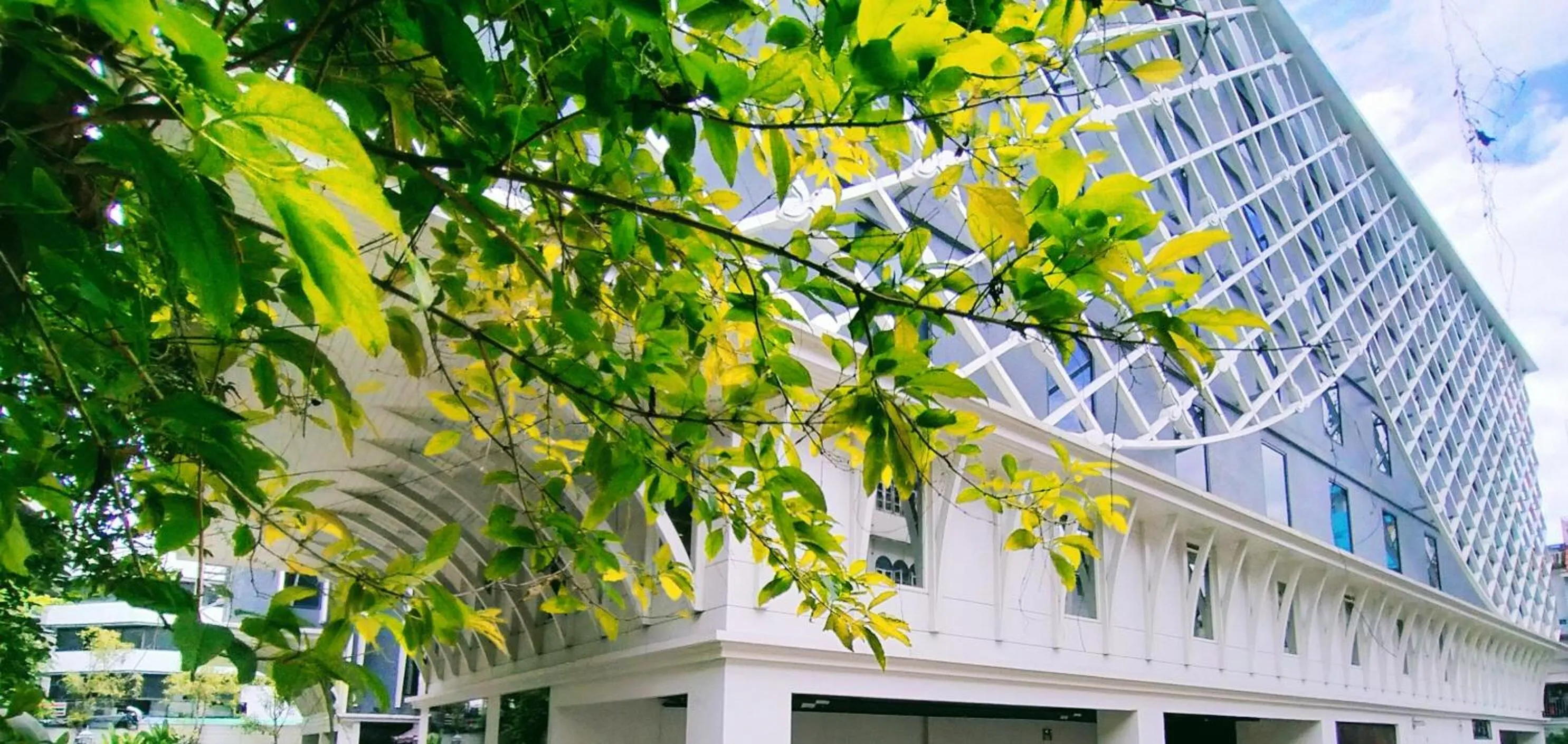 Property building in Bangkok Midtown Hotel