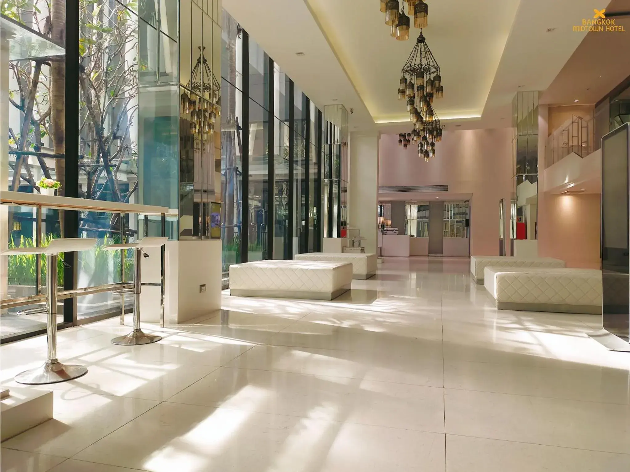 Property building in Bangkok Midtown Hotel Property building in Bangkok Midtown Hotel