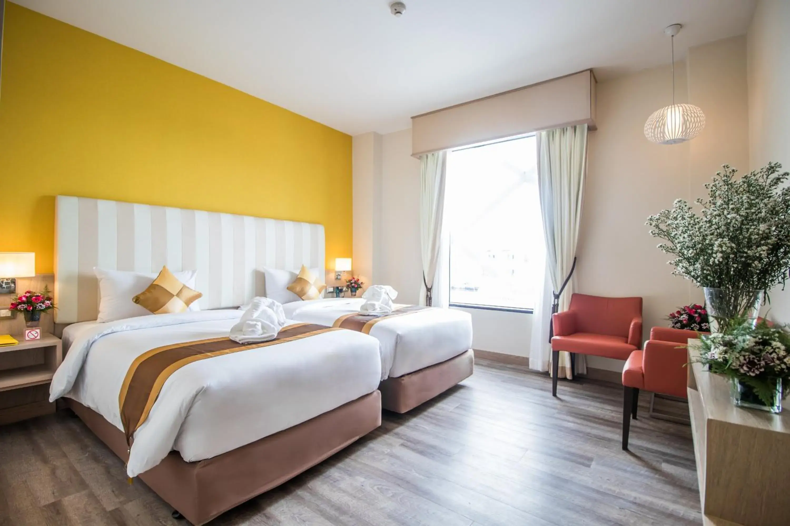 Deluxe Double Room in Bangkok Midtown Hotel Deluxe Double Room in Bangkok Midtown Hotel