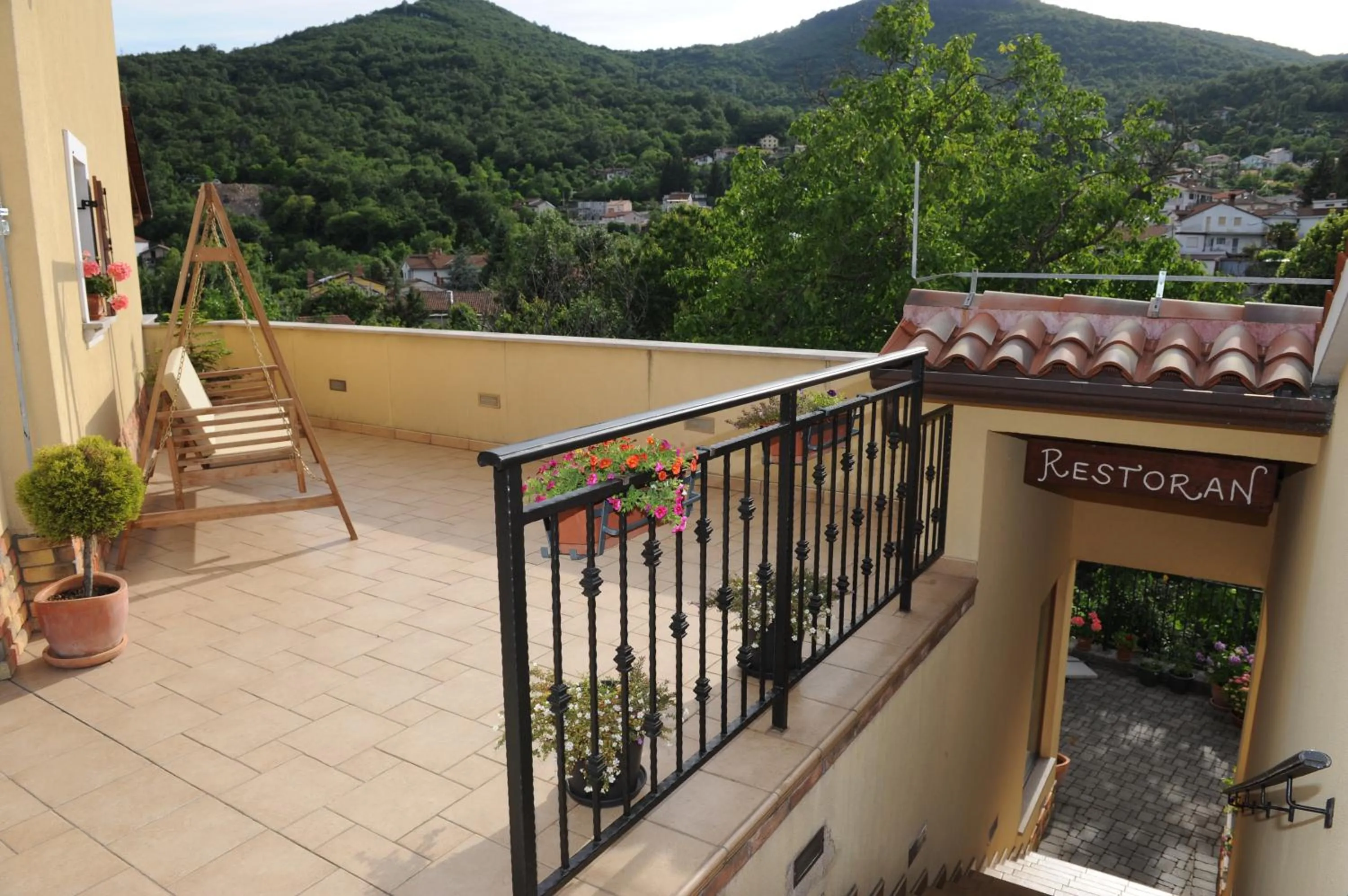 Balcony/Terrace in Guest House Stancija Kovacici