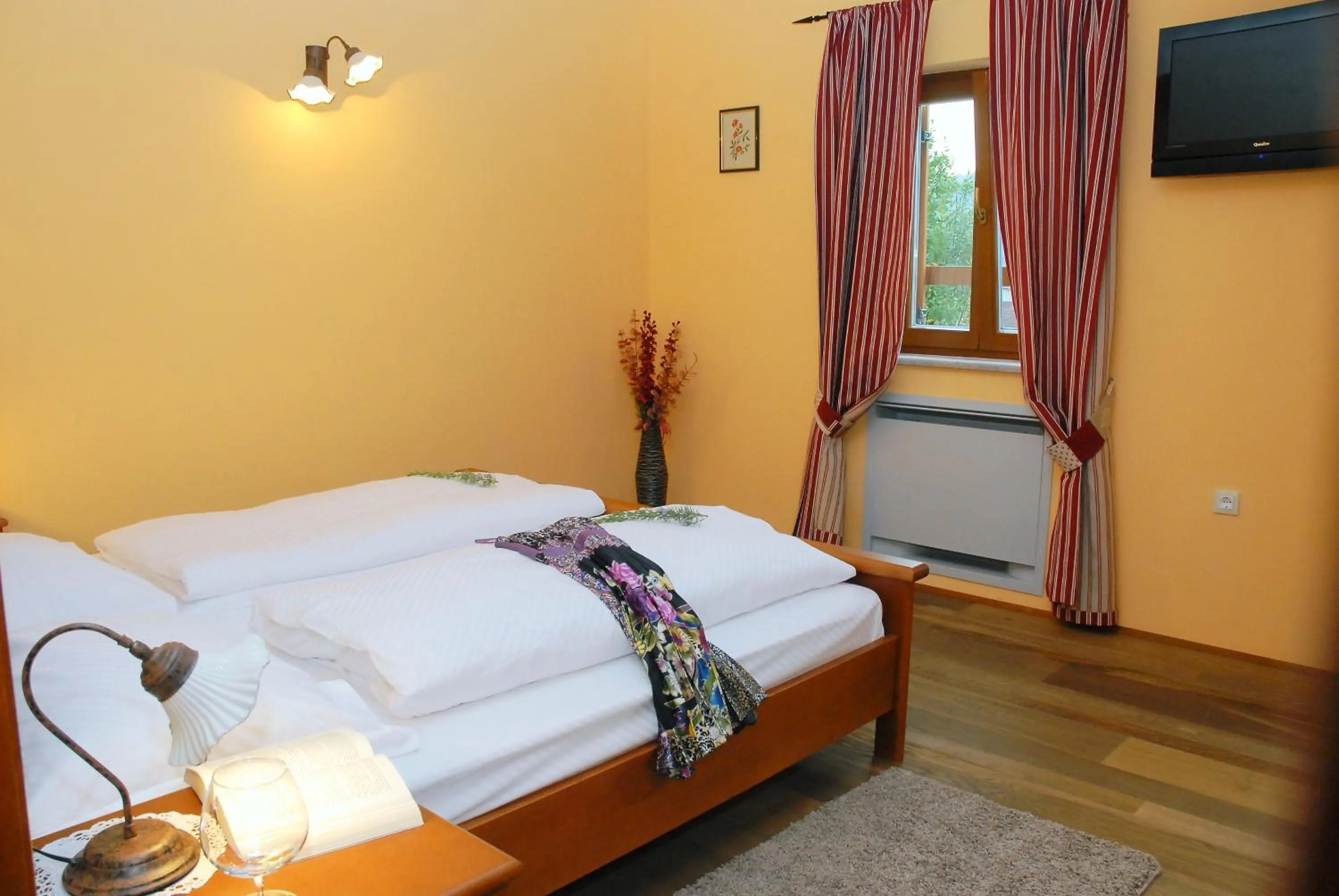 Bed in Guest House Stancija Kovacici