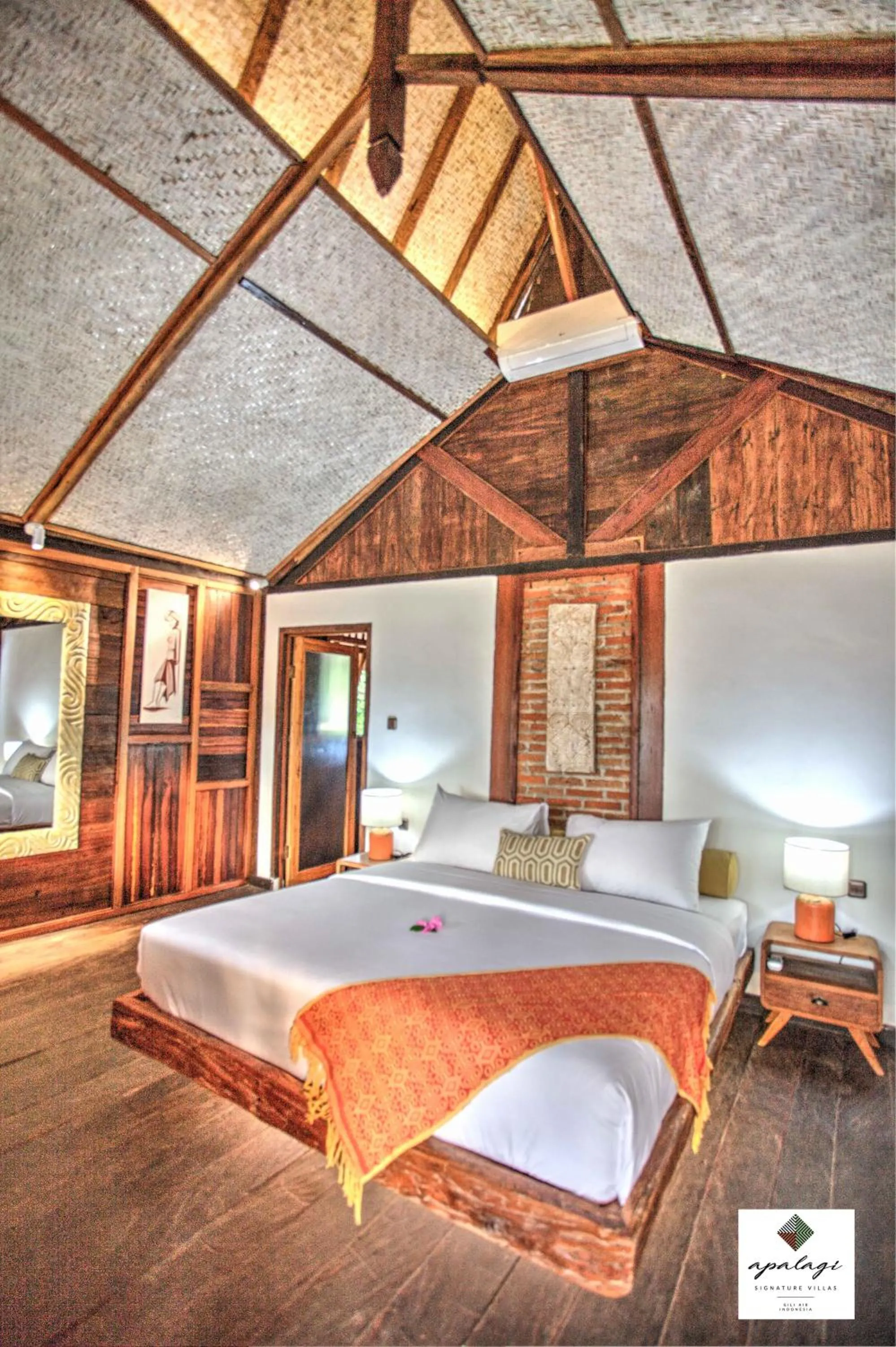 Three-Bedroom Villa with Private Pool in Apalagi Villas
