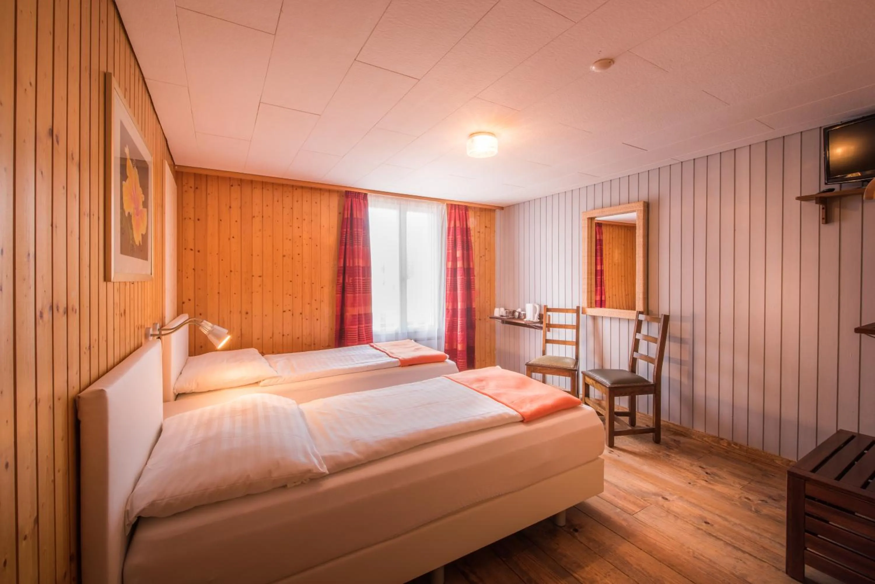 Photo of the whole room, Bed in Hotel Tell and Apartments