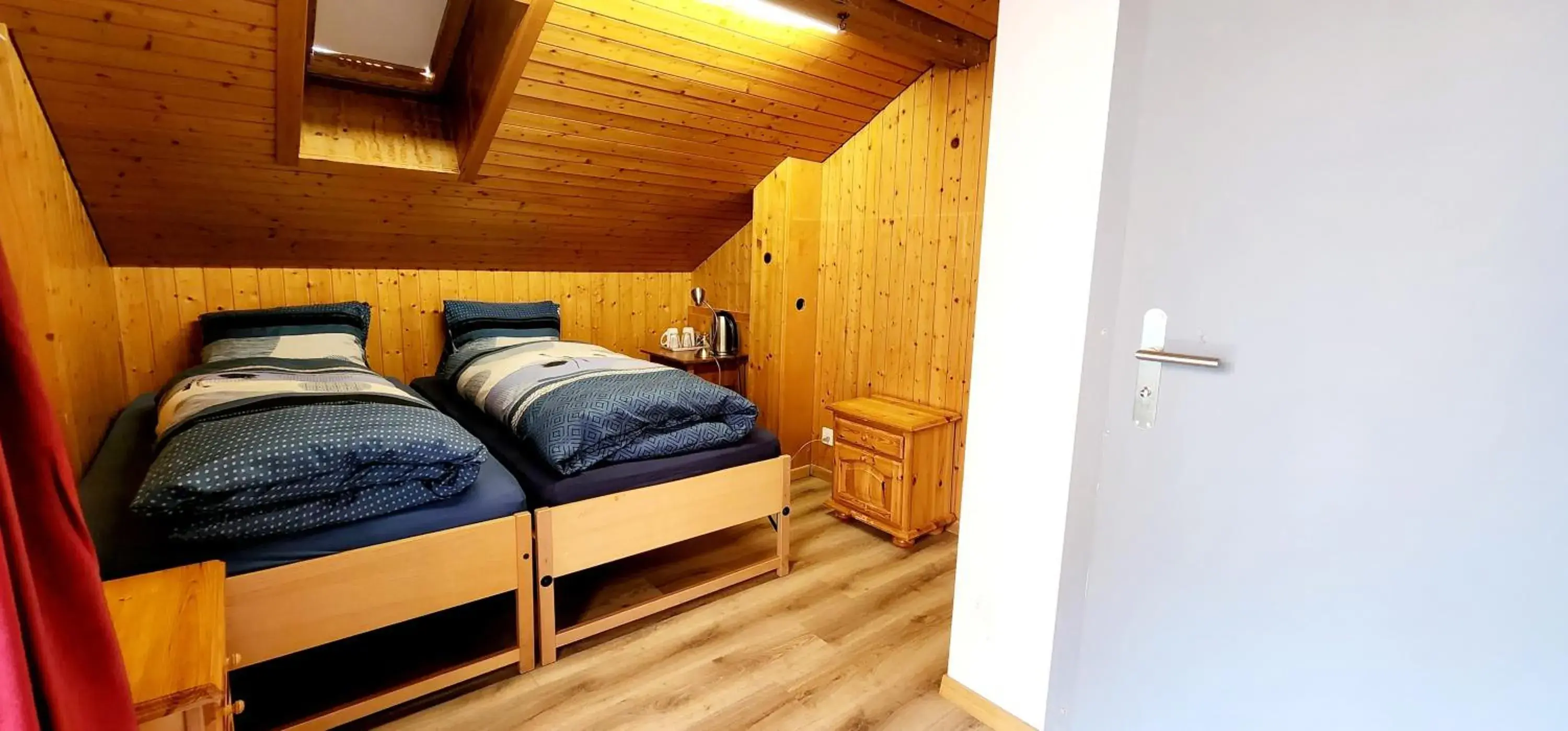 Twin Room with Balcony in Hotel Tell and Apartments Twin Room with Balcony in Hotel Tell and Apartments