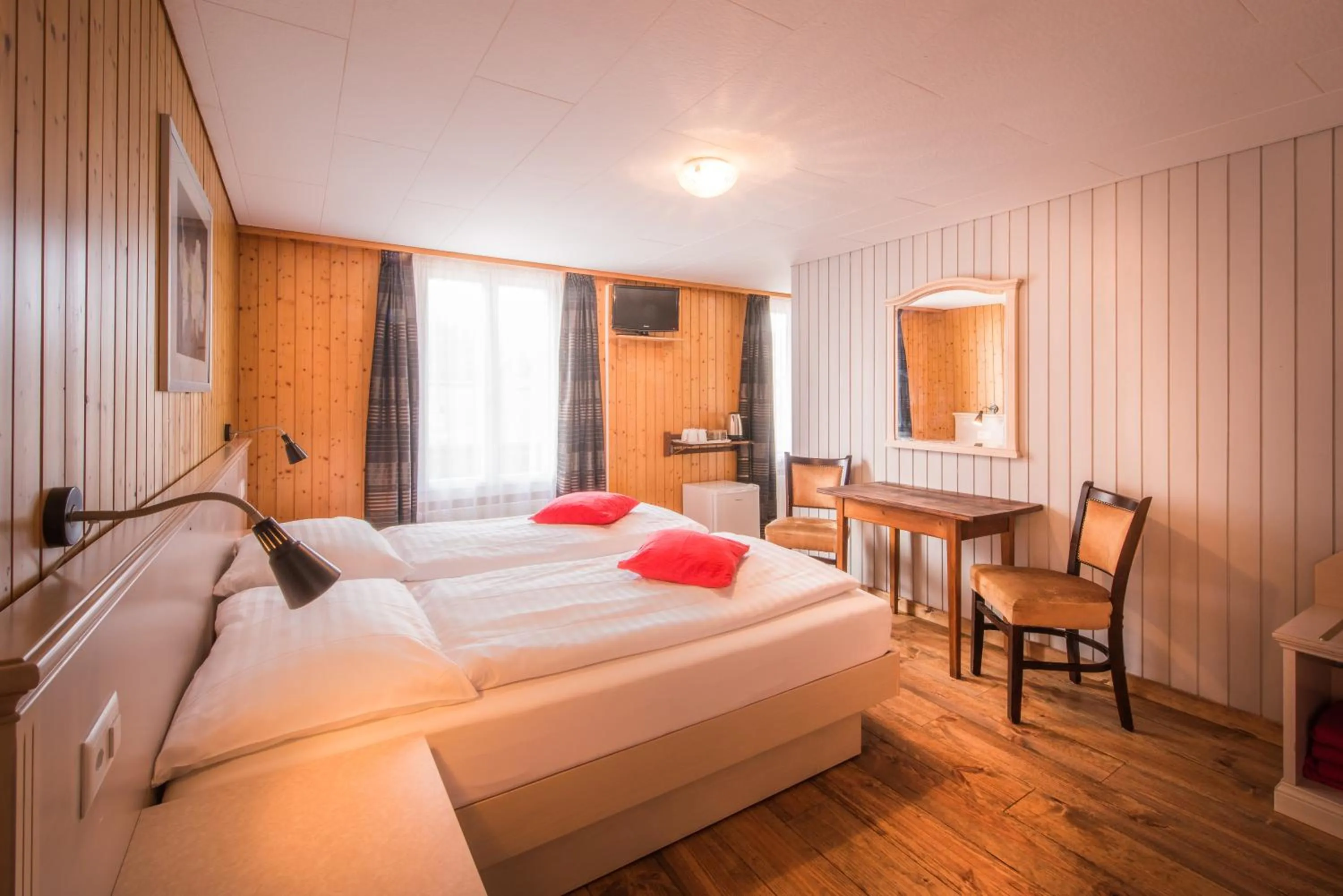 Photo of the whole room, Bed in Hotel Tell and Apartments