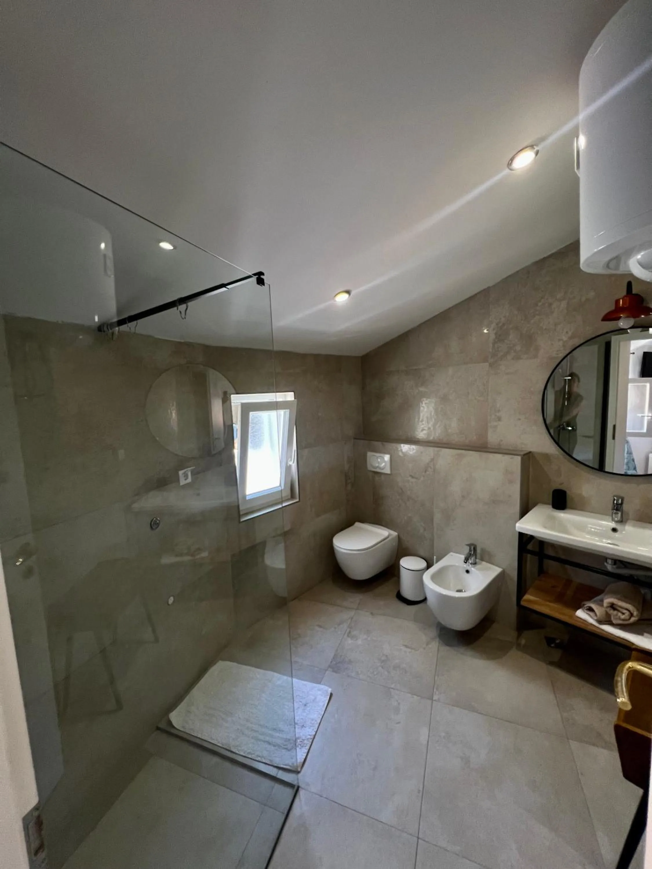 Shower in Apartments Mia