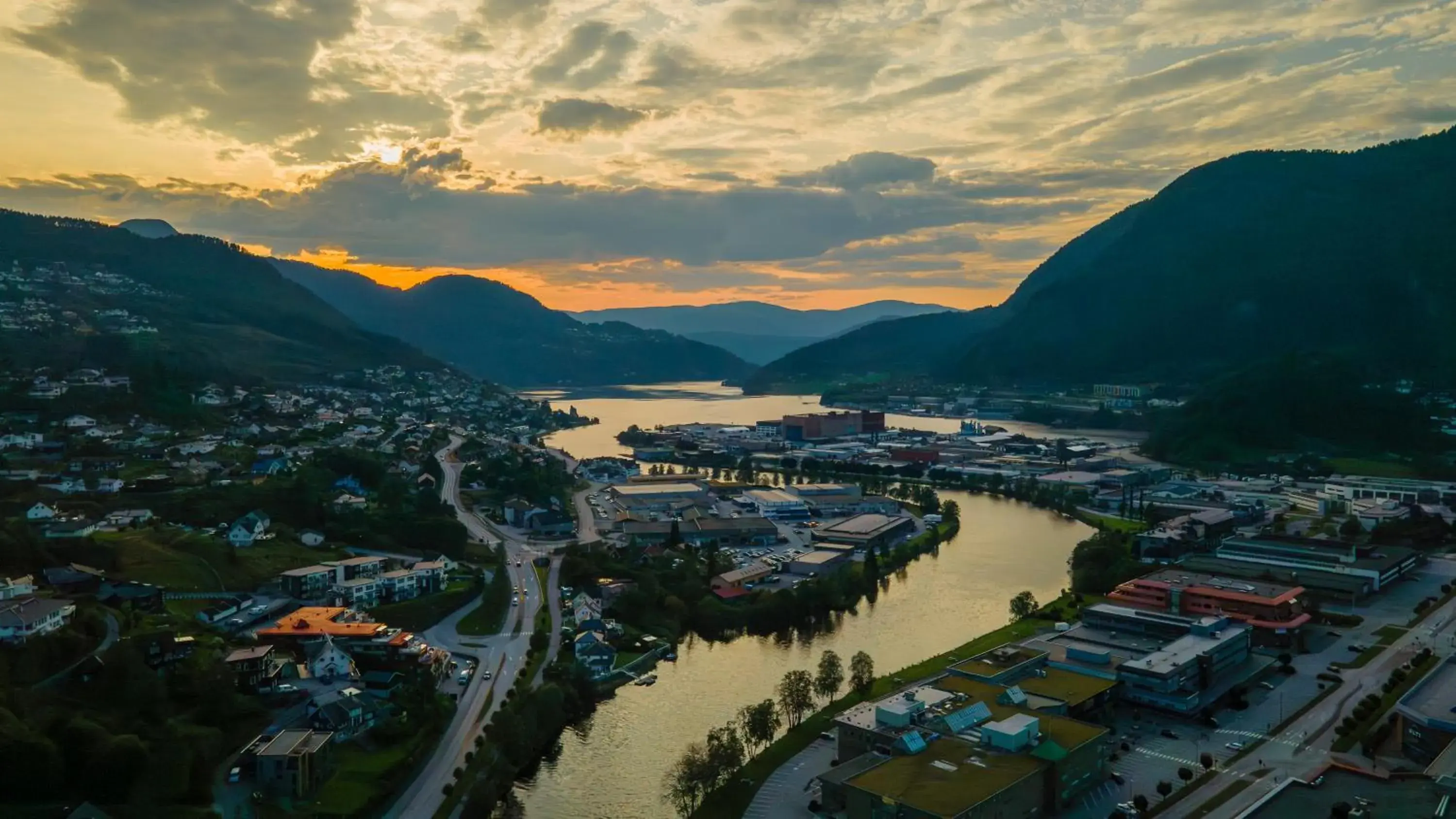 Property building in Førde Hotel - Unike Hoteller Property building in Førde Hotel - Unike Hoteller
