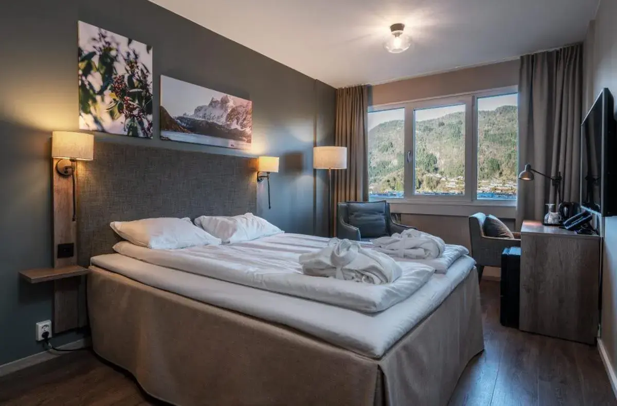 Superior Double Room in Førde Hotel - Unike Hoteller Superior Double Room in Førde Hotel - Unike Hoteller