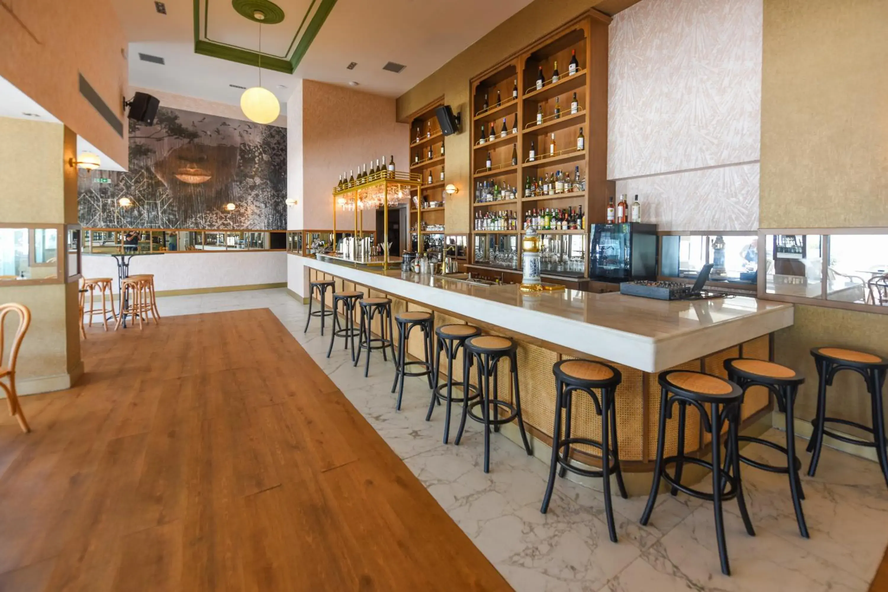 Lounge or bar in Samos Hotel Lounge or bar in Samos Hotel