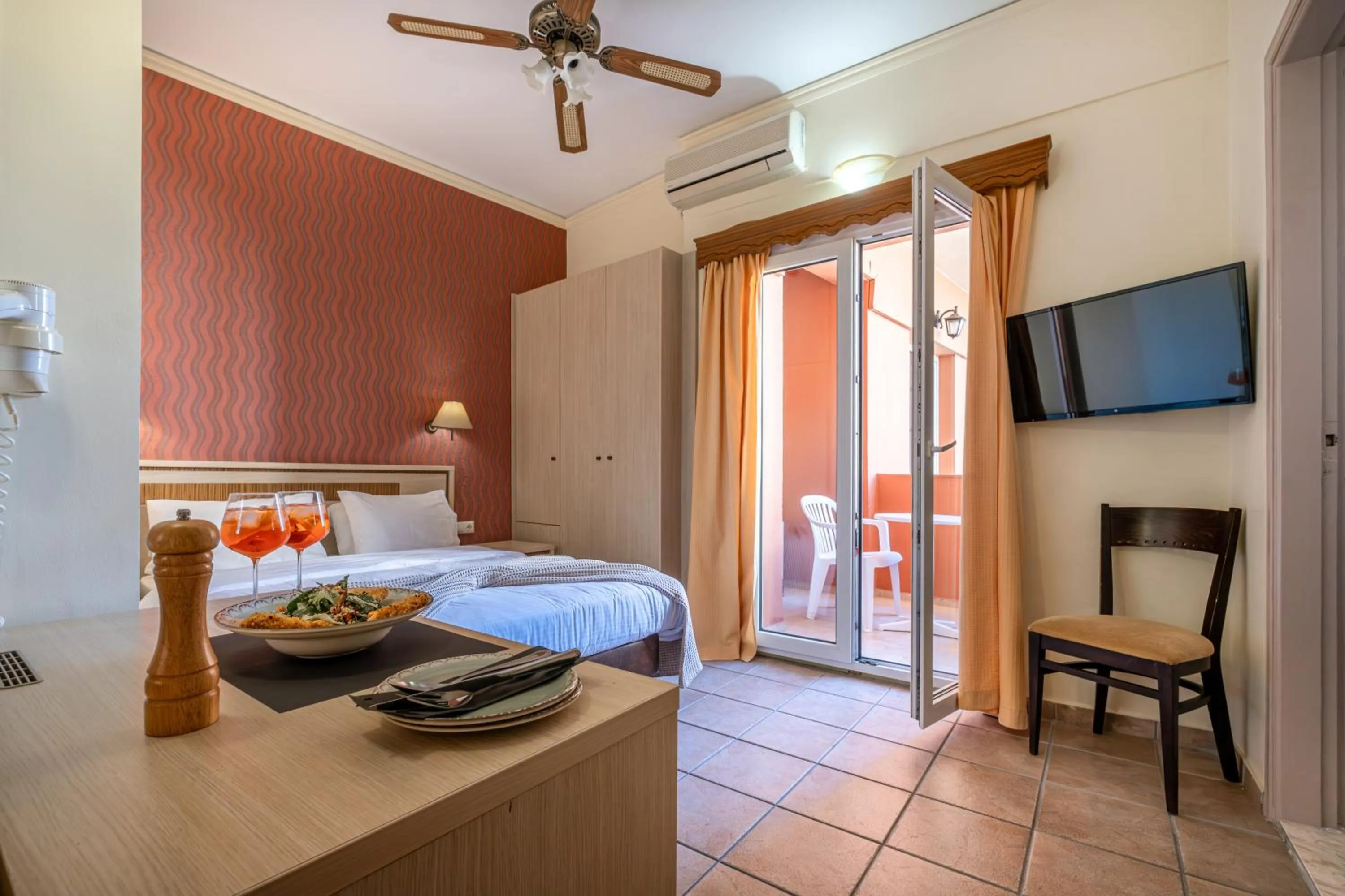 Photo of the whole room in Samos Hotel