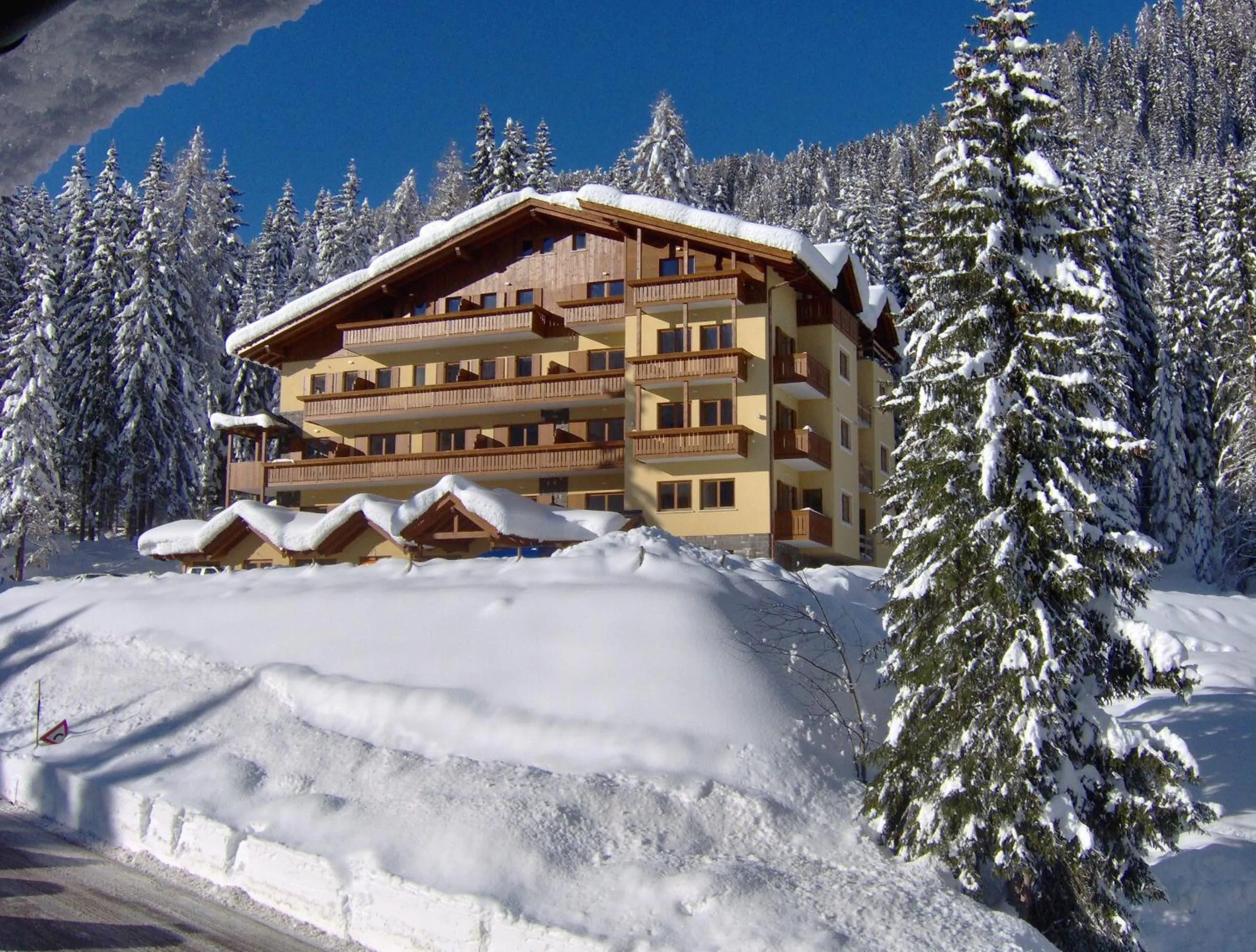 Facade/entrance in Residence Panorama