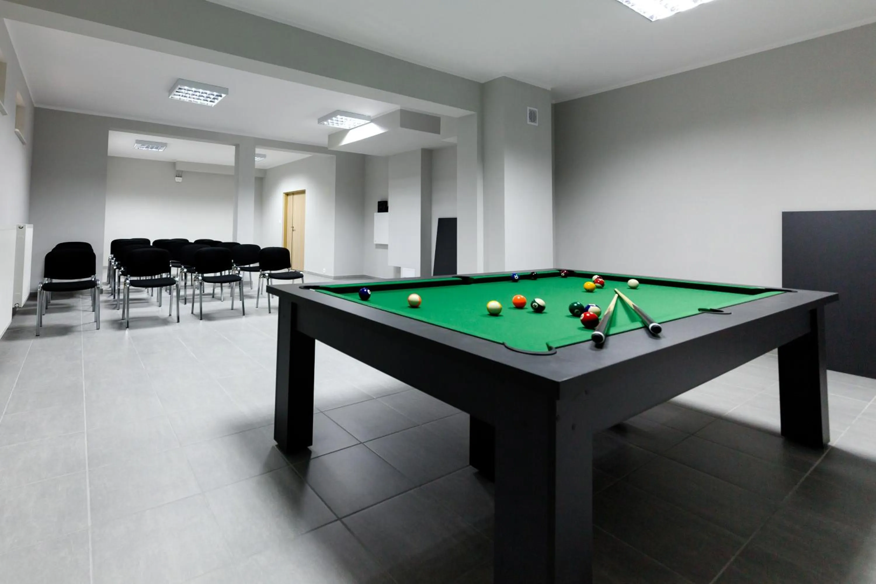 Billiard in Villa Obis