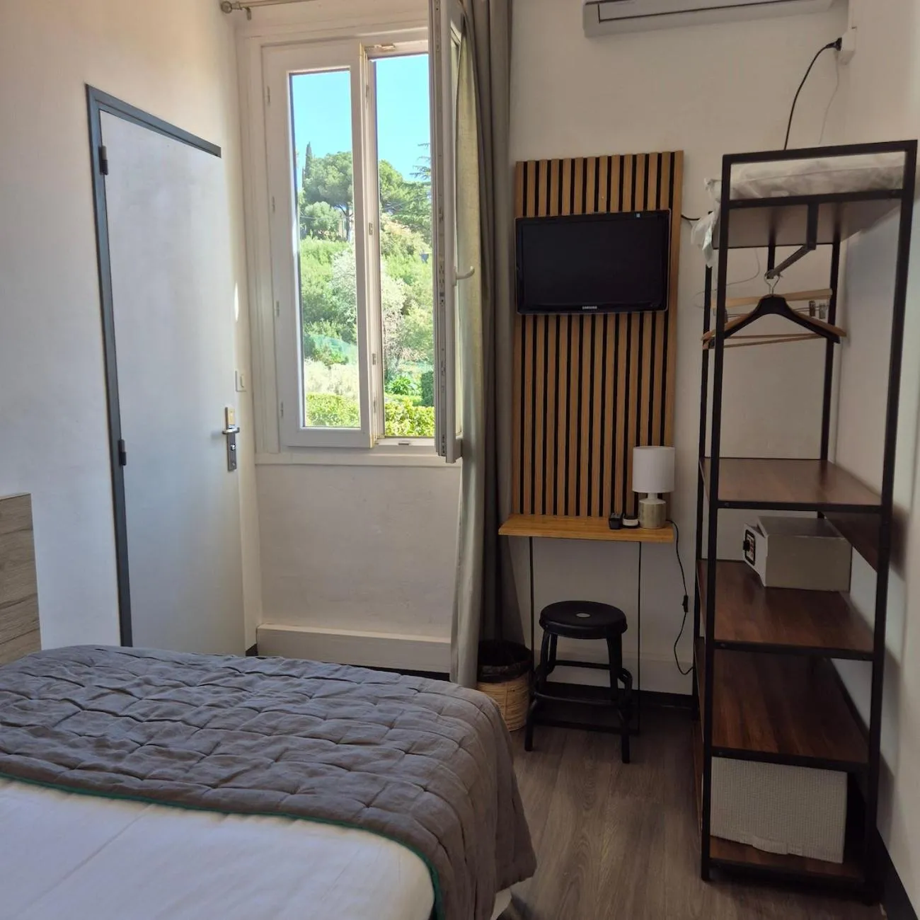 Single Room in Hôtel La Petite Bohème