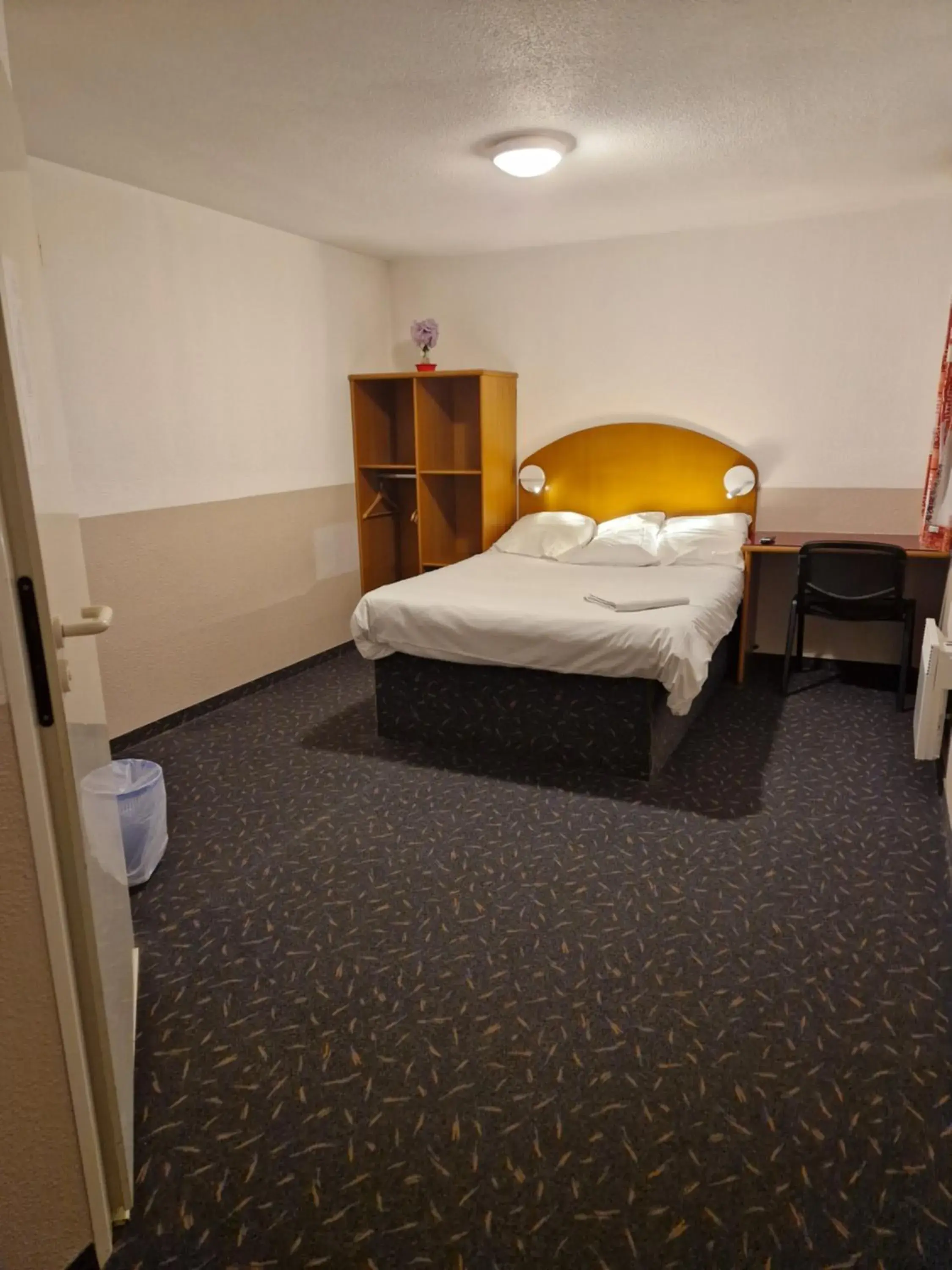 Double Room - Disability Access in Quick Palace Vannes Double Room - Disability Access in Quick Palace Vannes