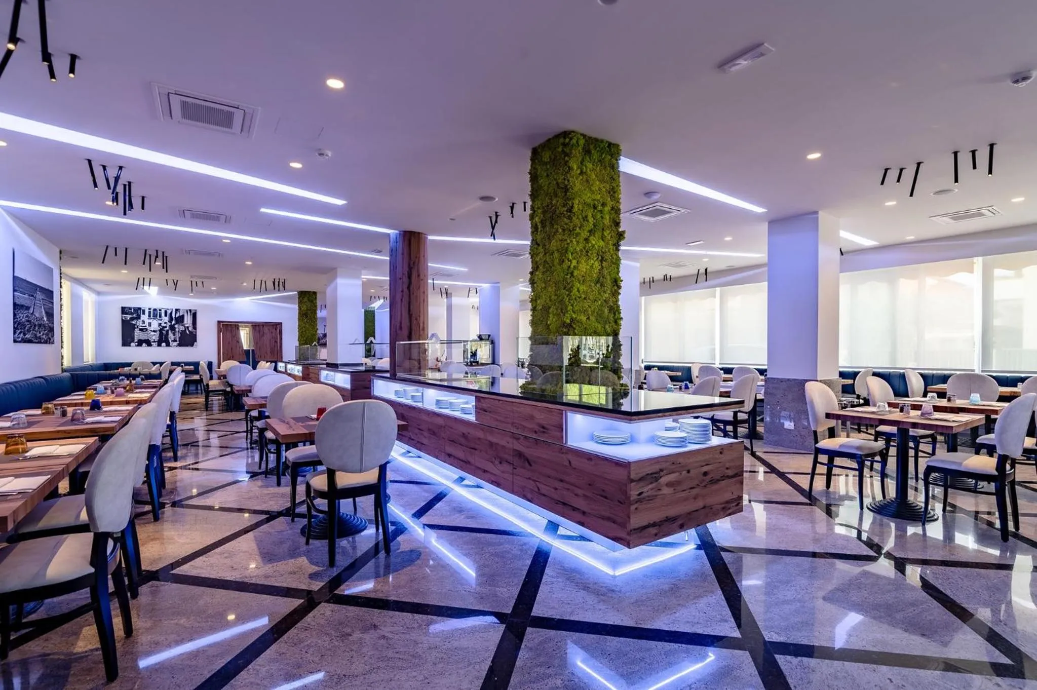 Restaurant/places to eat in Hotel Colombo