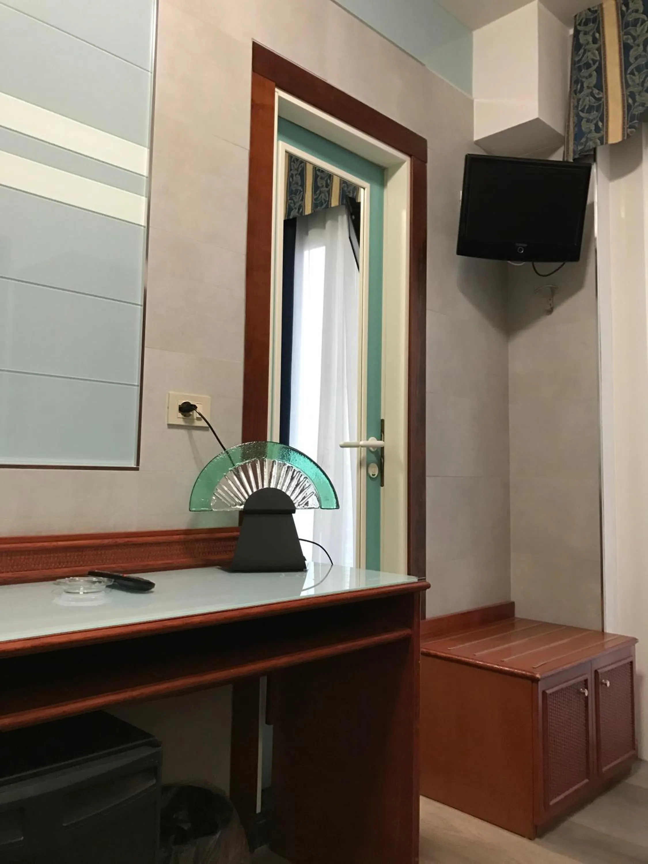 TV and multimedia in Hotel Colombo