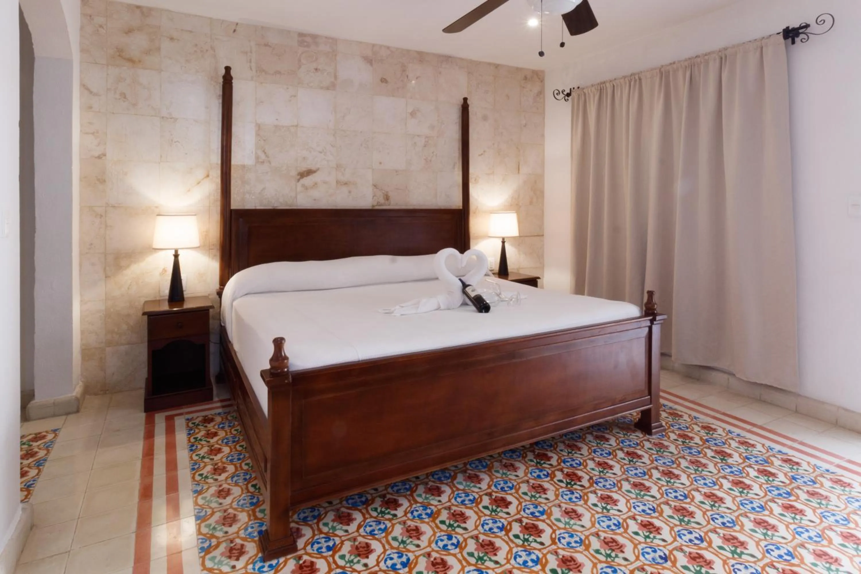 Photo of the whole room, Bed in La Aurora Hotel Colonial