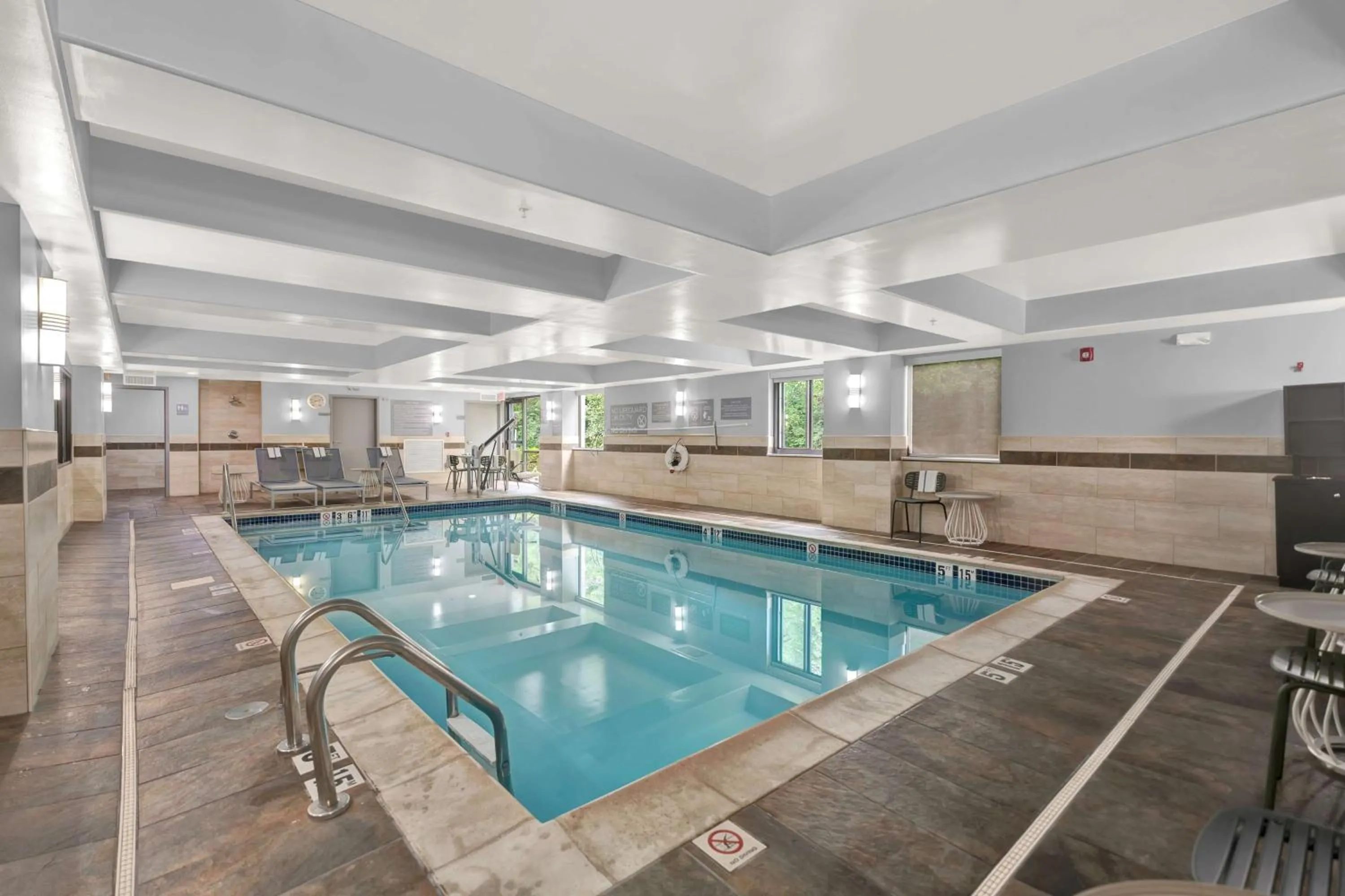 Pool view in Comfort Inn Plymouth