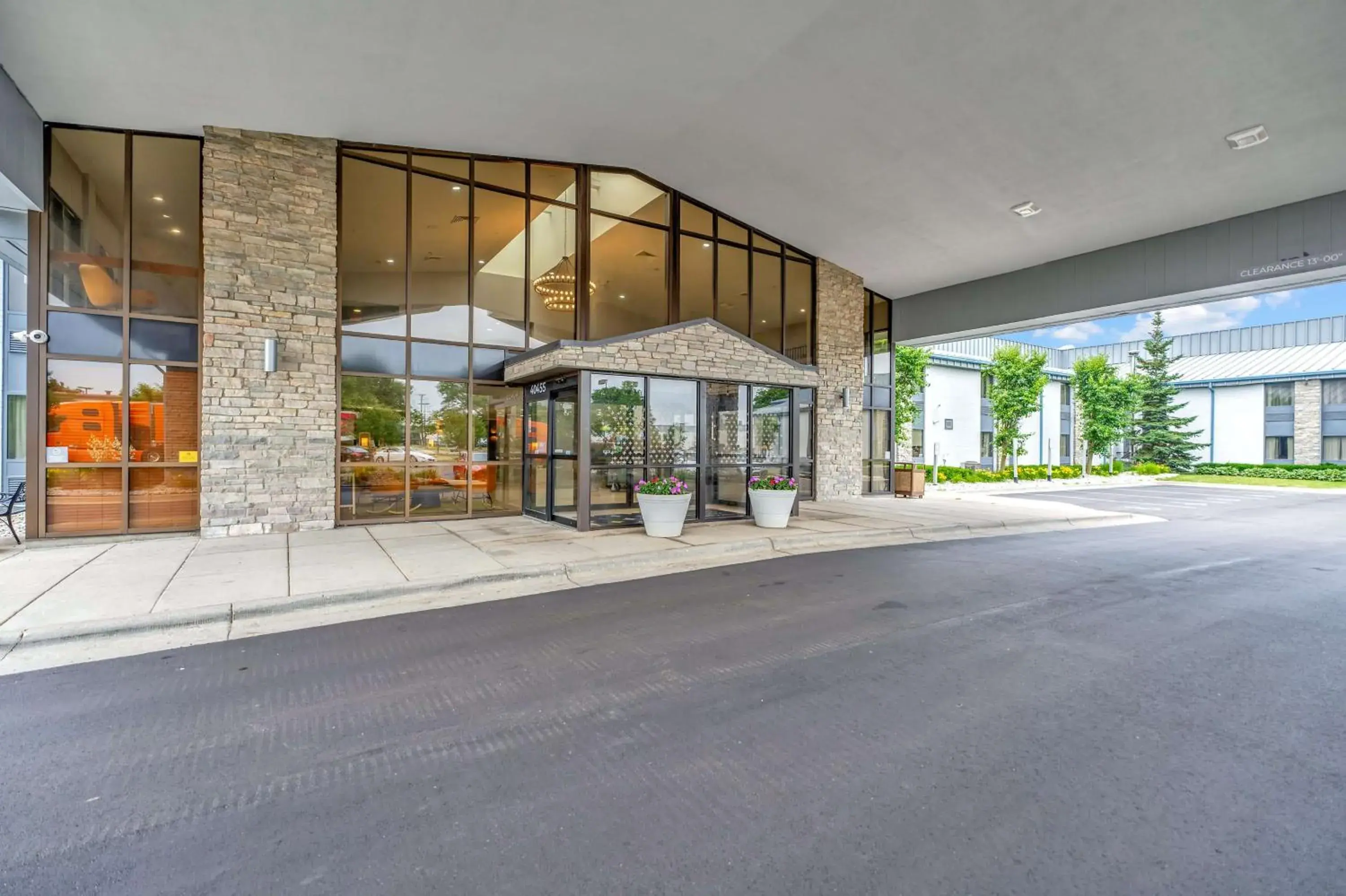 Property building in Comfort Inn Plymouth Property building in Comfort Inn Plymouth