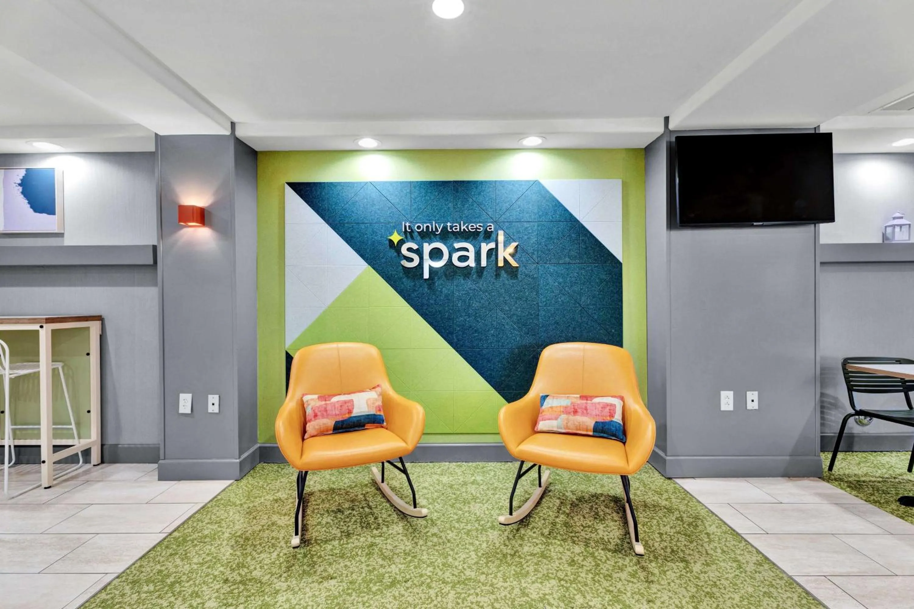 Lobby or reception in Comfort Inn Plymouth