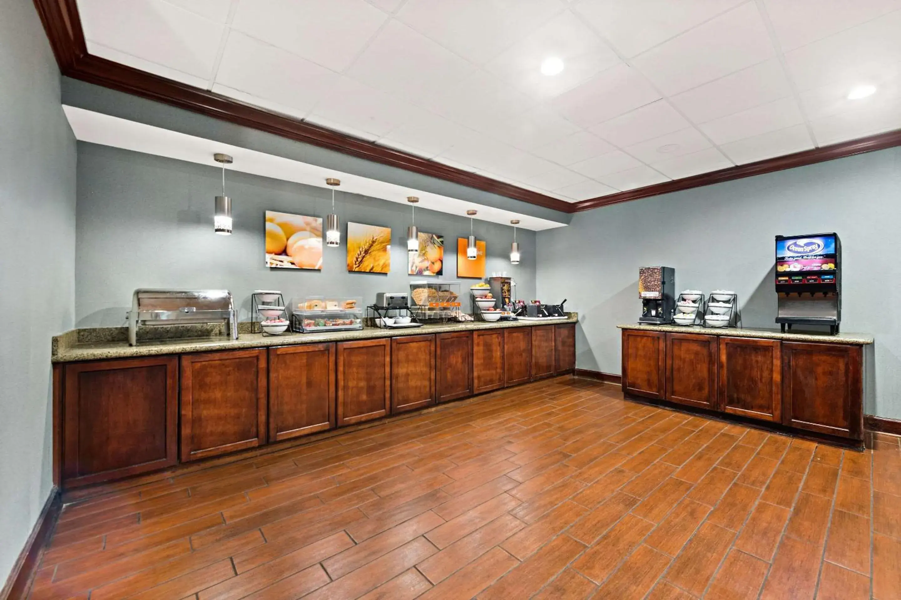 Breakfast in Comfort Inn On the Ocean Breakfast in Comfort Inn On the Ocean