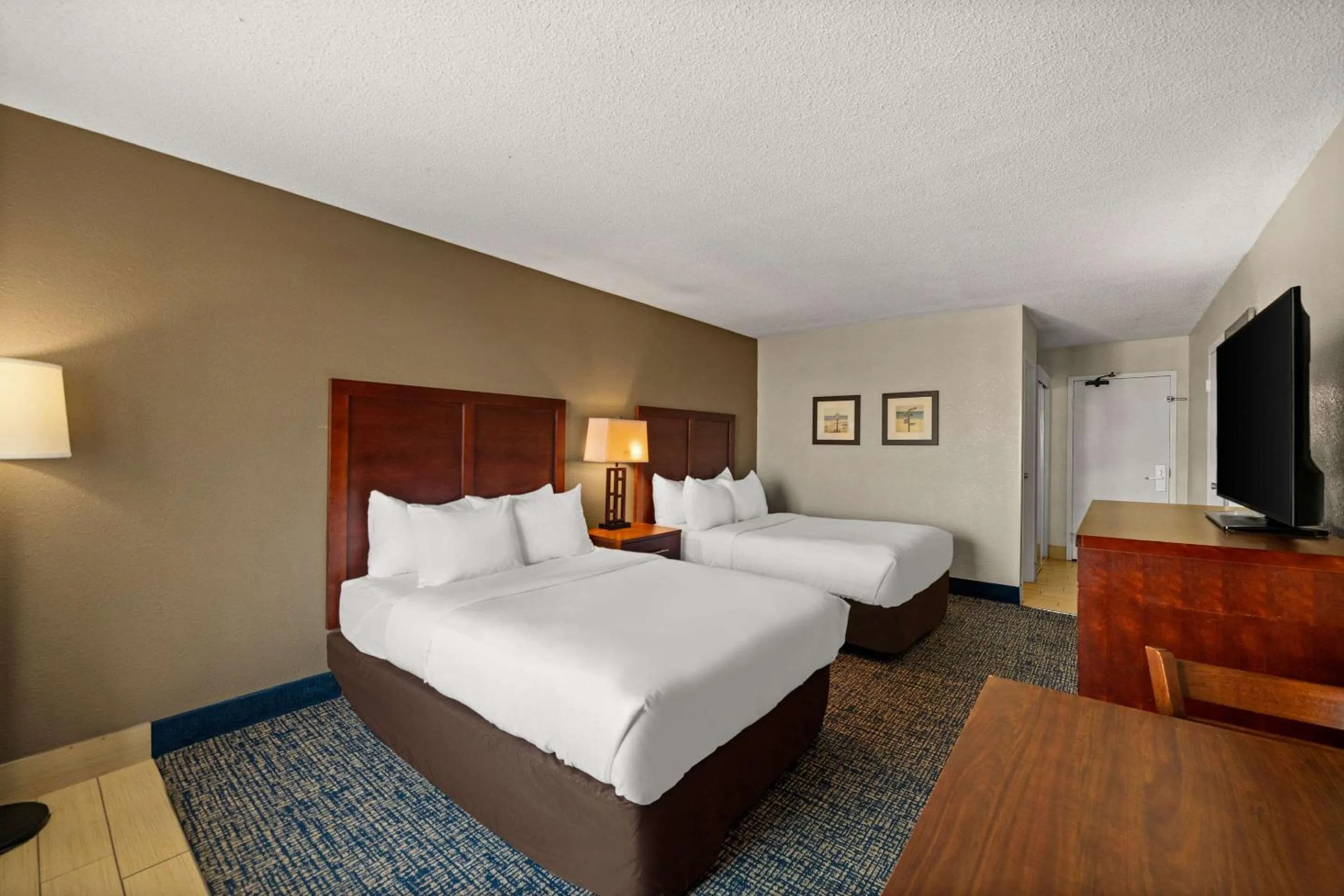 Bedroom, Bed in Comfort Inn On the Ocean