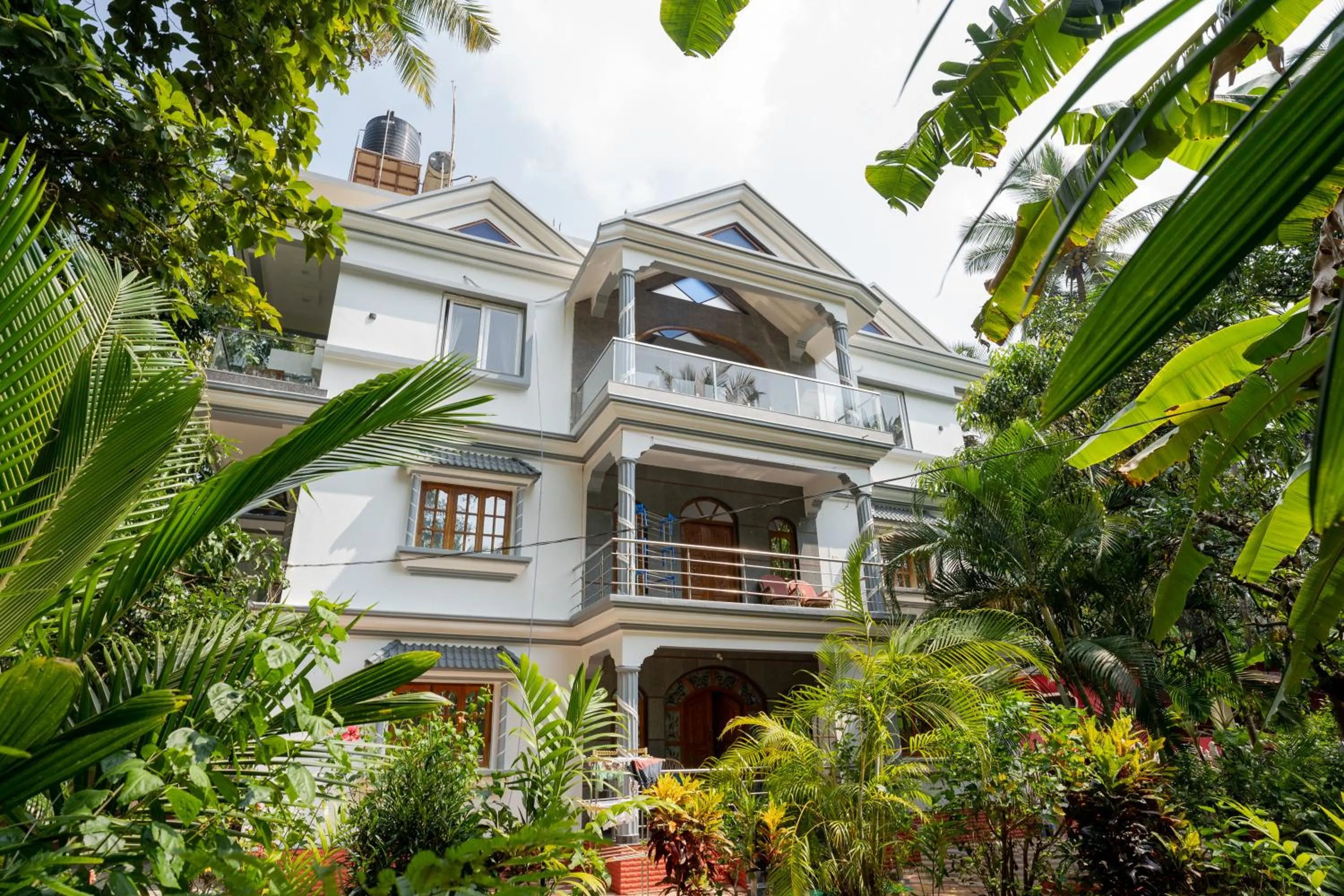 Palolem Apartments