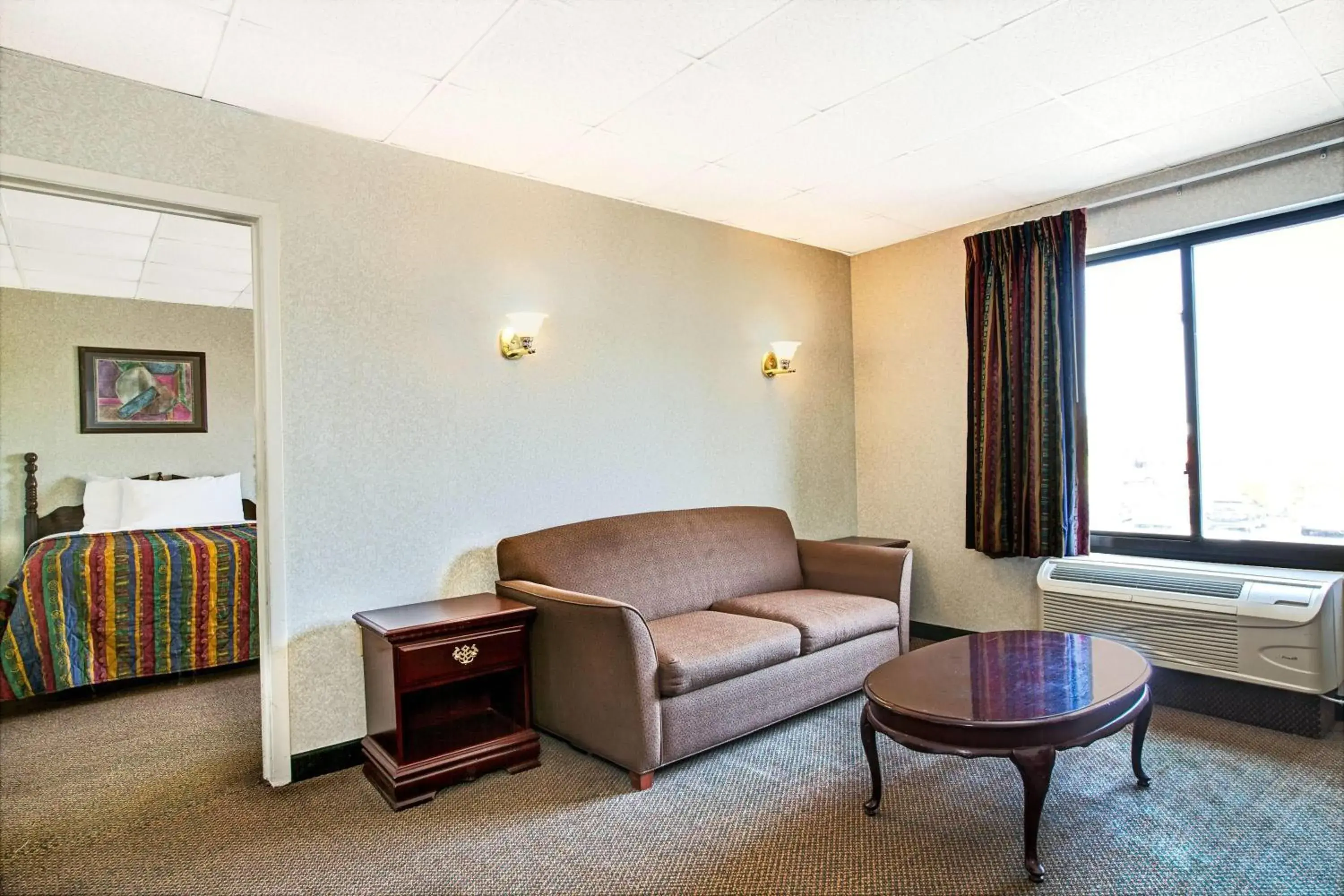 One-Bedroom King Suite - Non-Smoking in Days Inn by Wyndham Parsippany One-Bedroom King Suite - Non-Smoking in Days Inn by Wyndham Parsippany