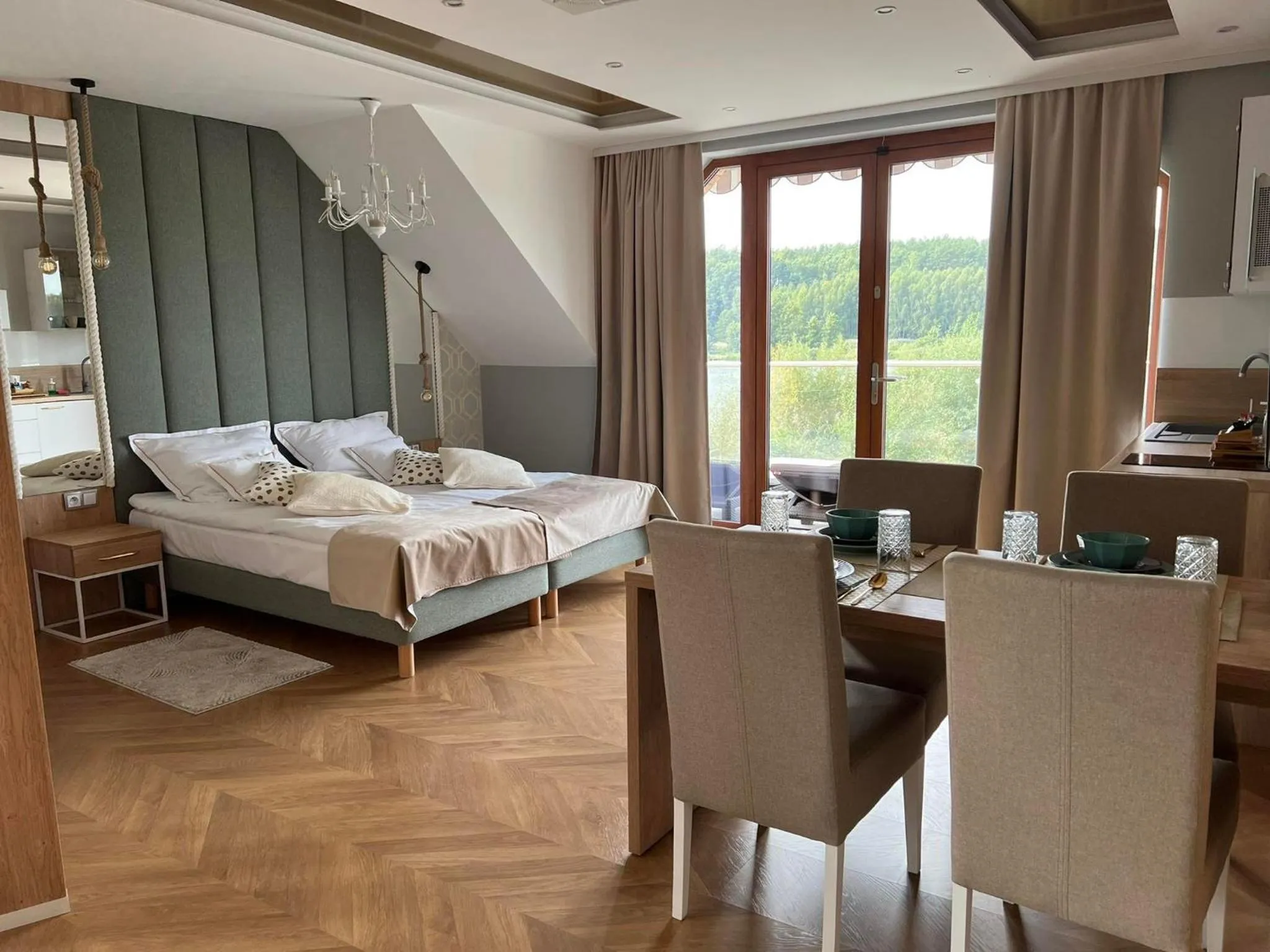 Bed in Hotel Kormoran Resort & SPA