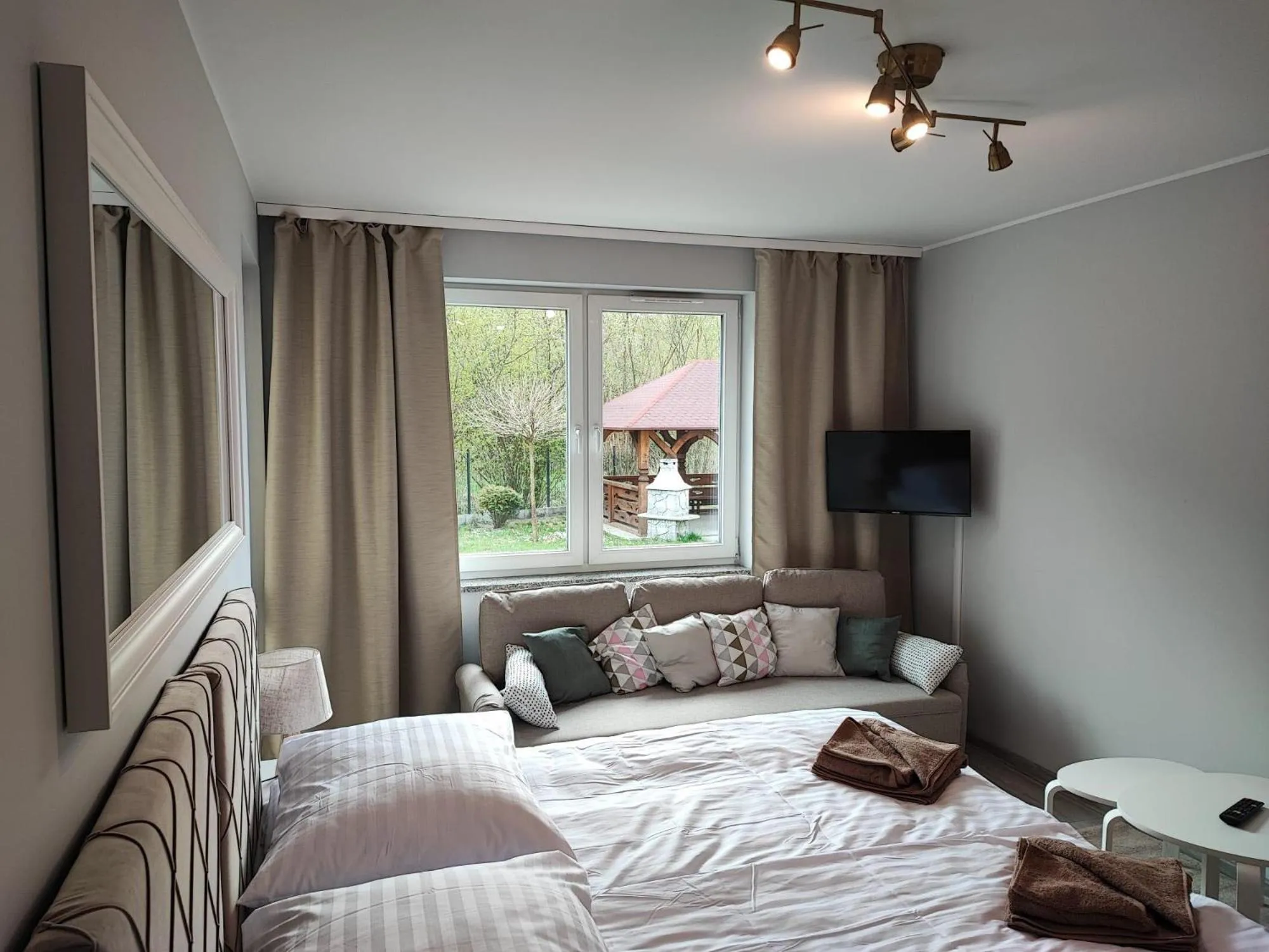 Bed in Hotel Kormoran Resort & SPA