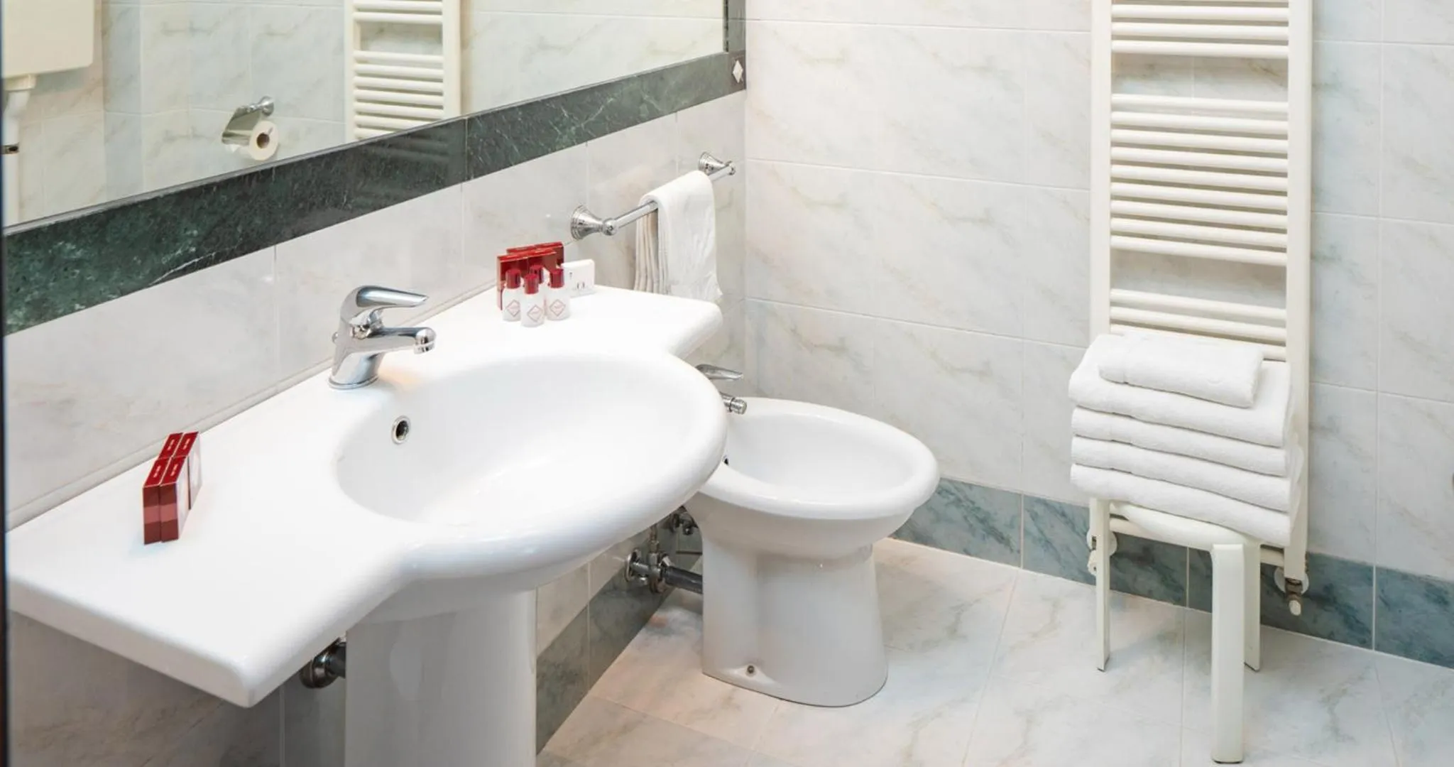 Toilet in Hotel Stella