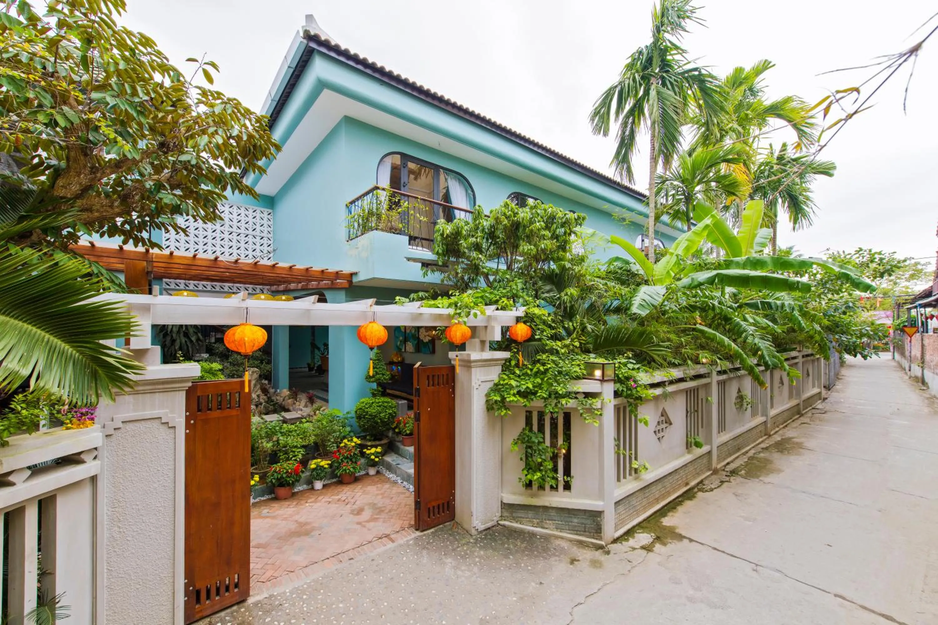 Street view in Villa De Campagne Hoi An- Boutique homestay with pool and family soul